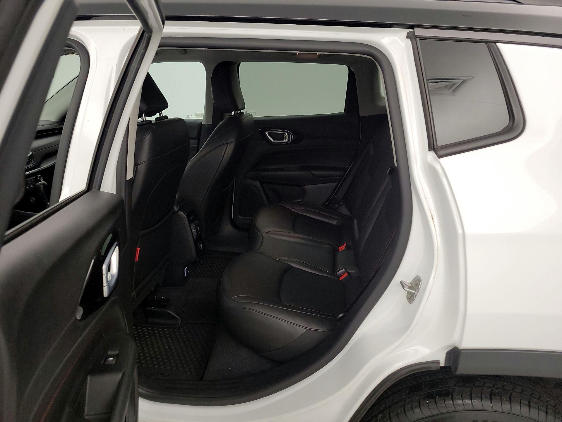 Thumbnail: 2022 Jeep Compass - 19