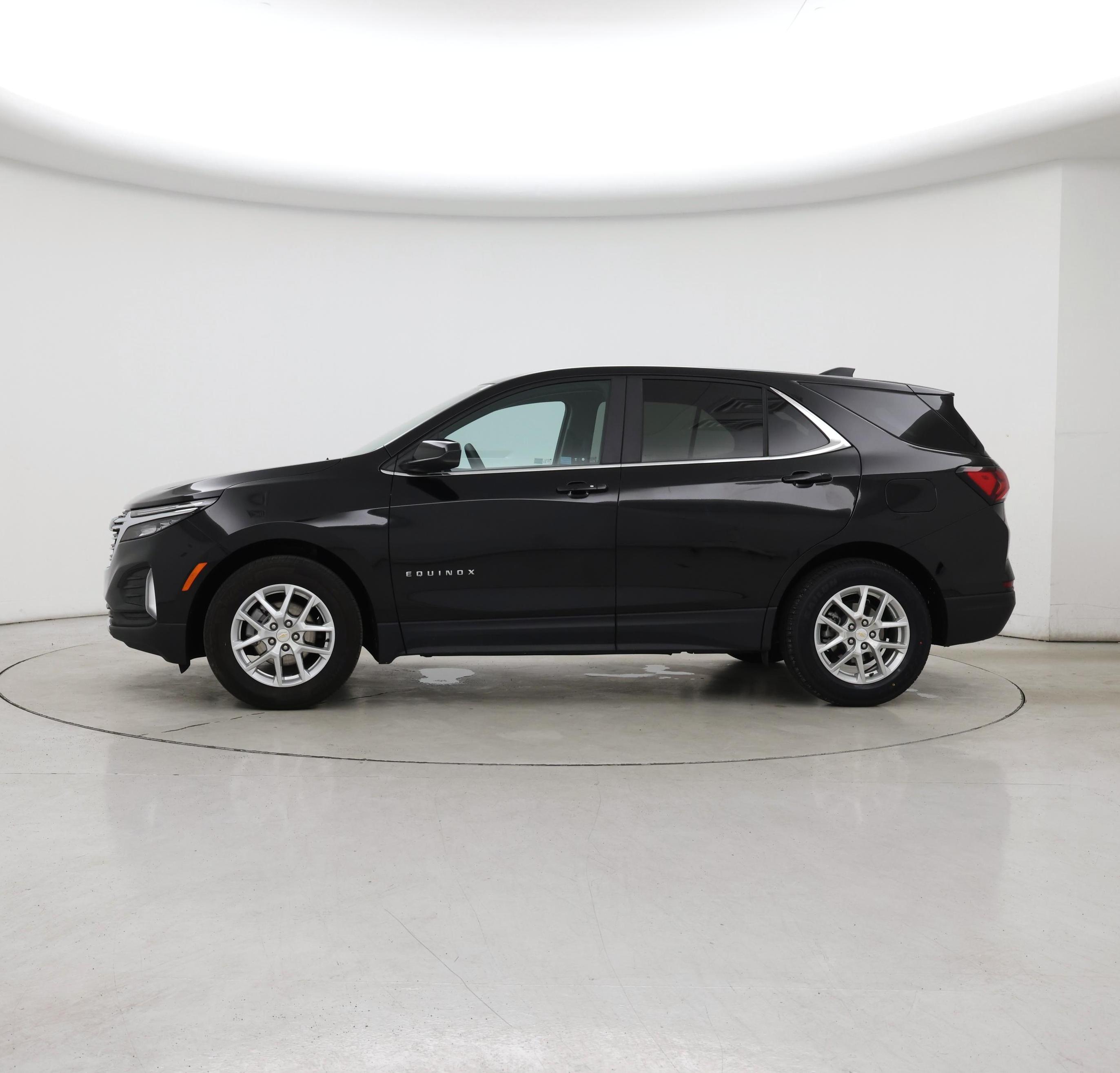 Thumbnail: 2024 Chevrolet Equinox - 3