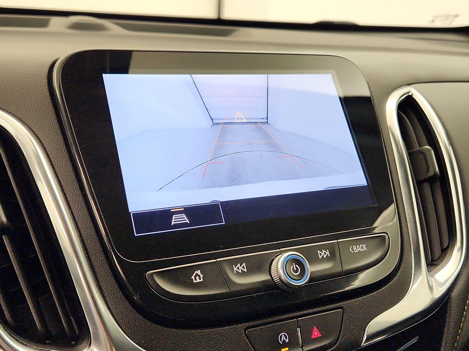 Thumbnail: 2022 Chevrolet Equinox - 12