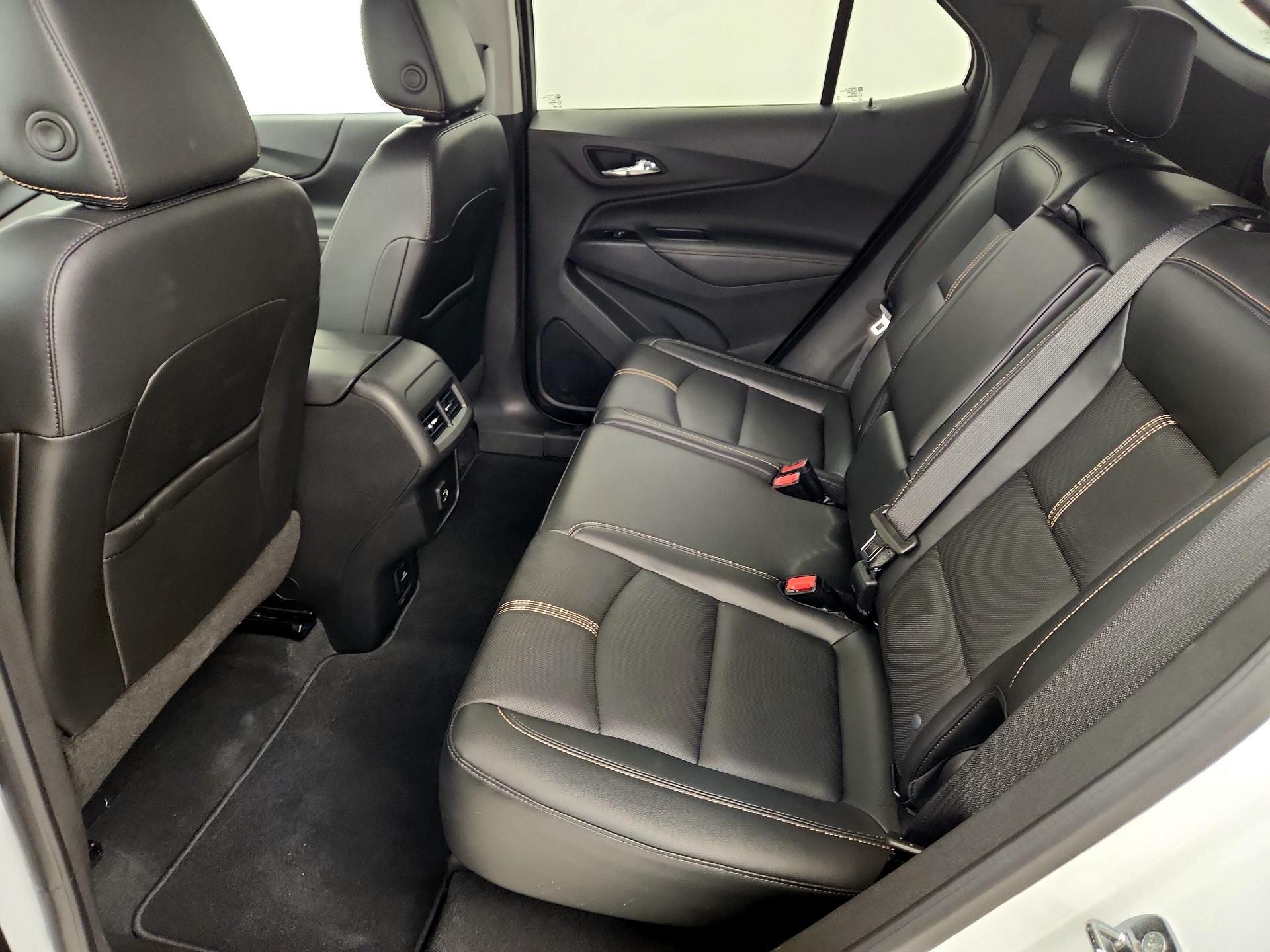 Thumbnail: 2022 Chevrolet Equinox - 17