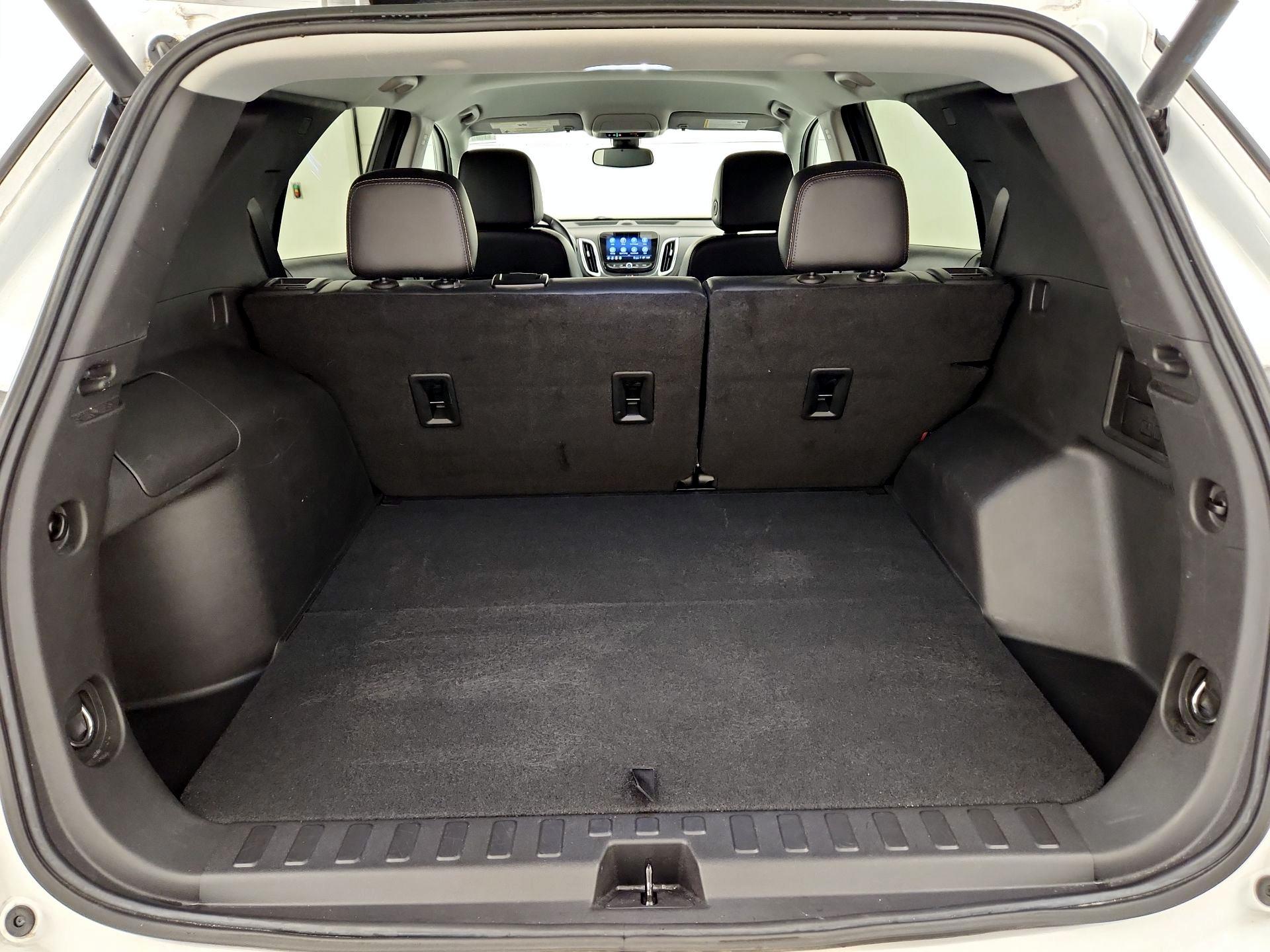 Thumbnail: 2022 Chevrolet Equinox - 18