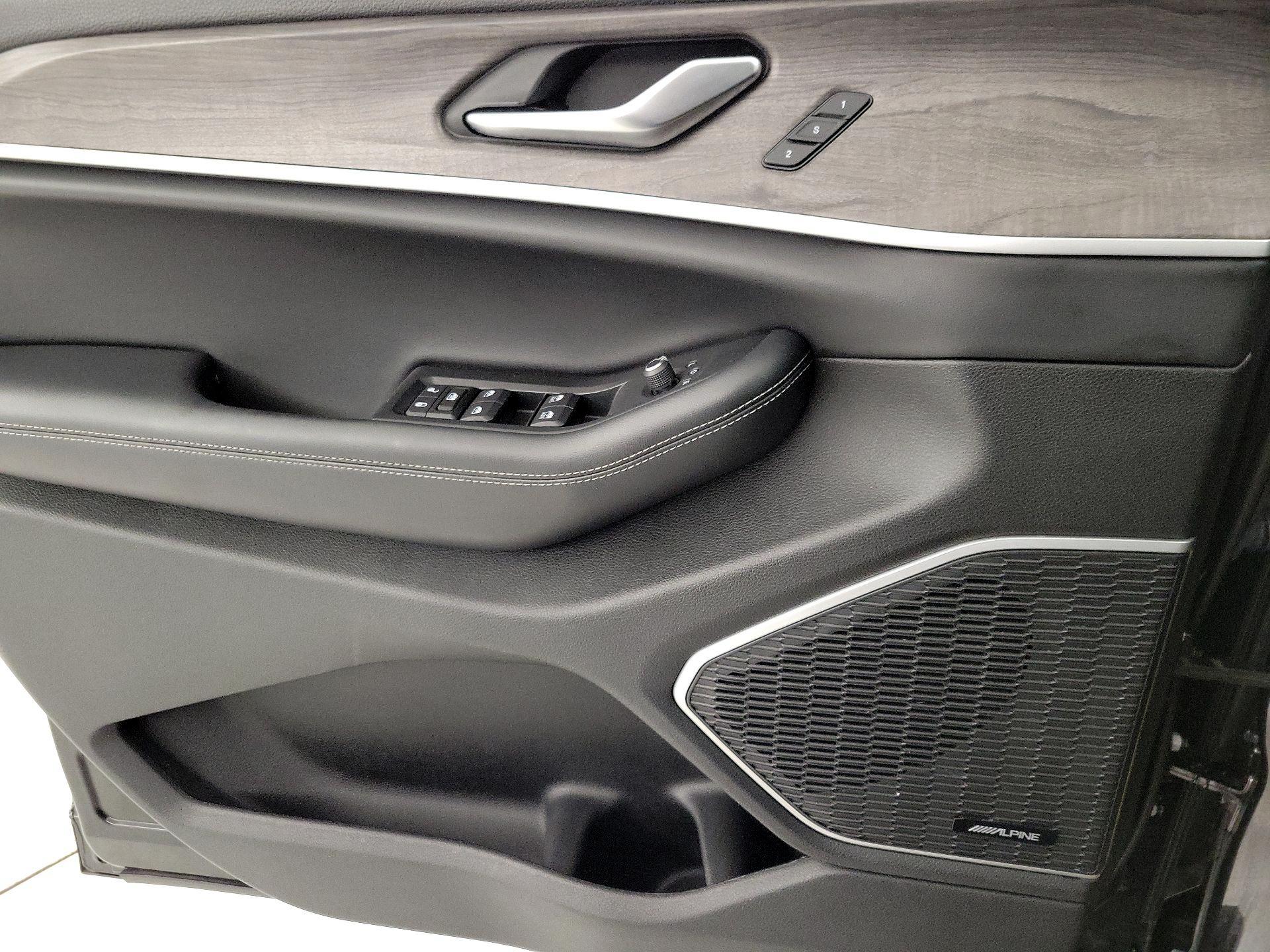 Thumbnail: 2021 Jeep Grand Cherokee L - 12