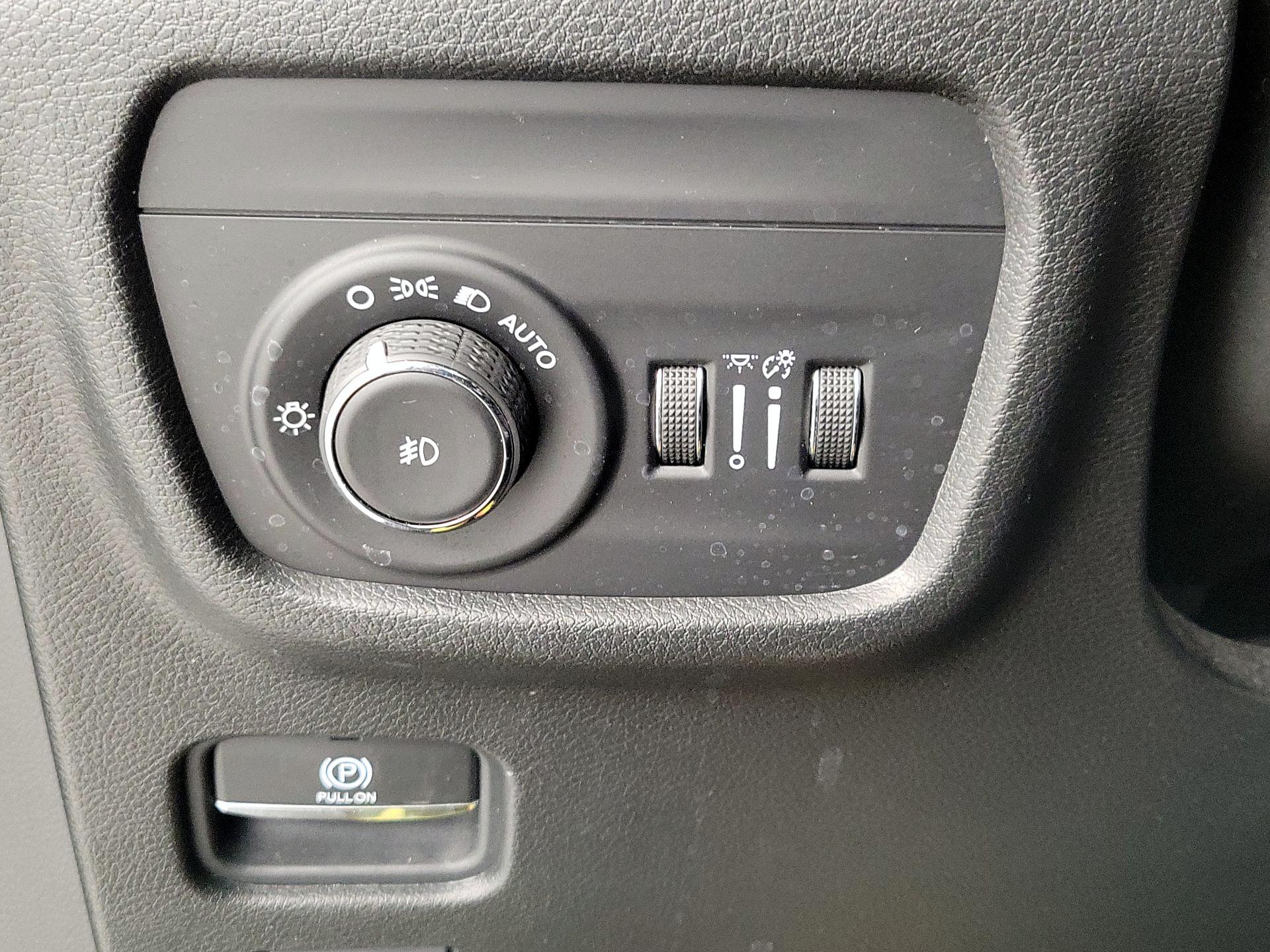 Thumbnail: 2021 Jeep Grand Cherokee L - 13