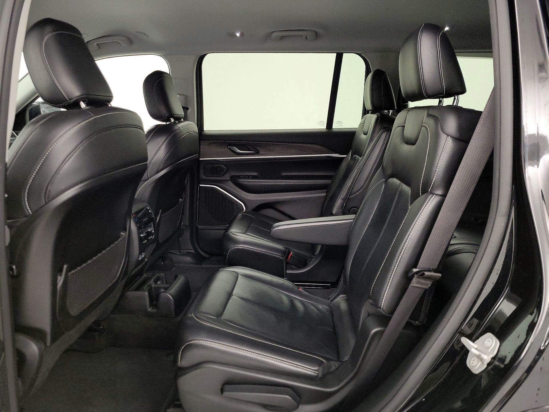 Thumbnail: 2021 Jeep Grand Cherokee L - 20