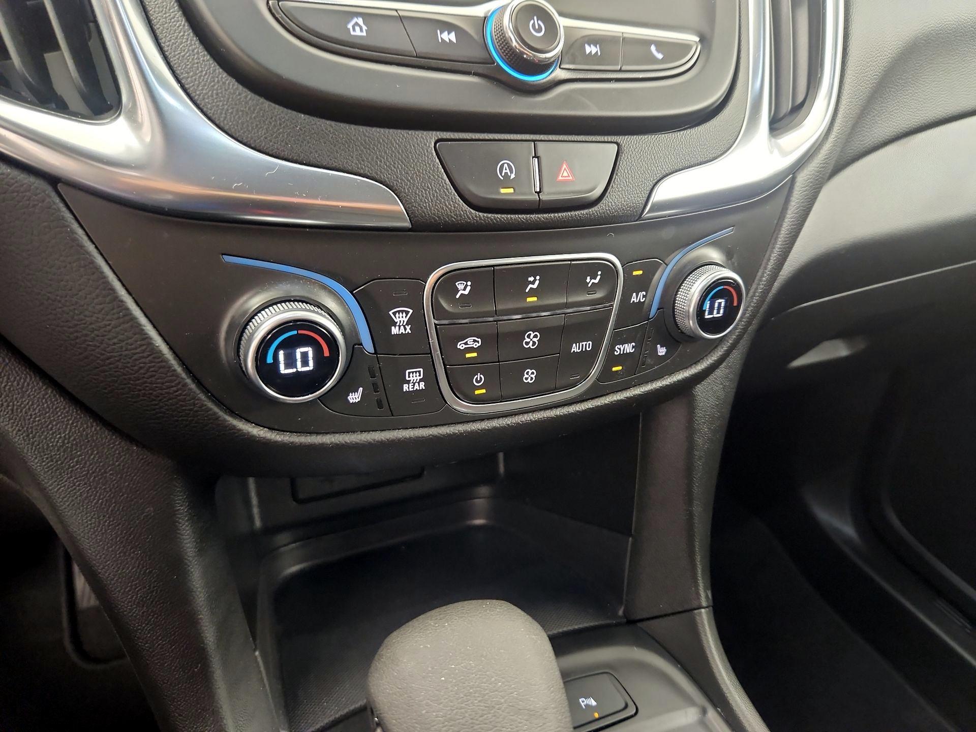 Thumbnail: 2022 Chevrolet Equinox - 14