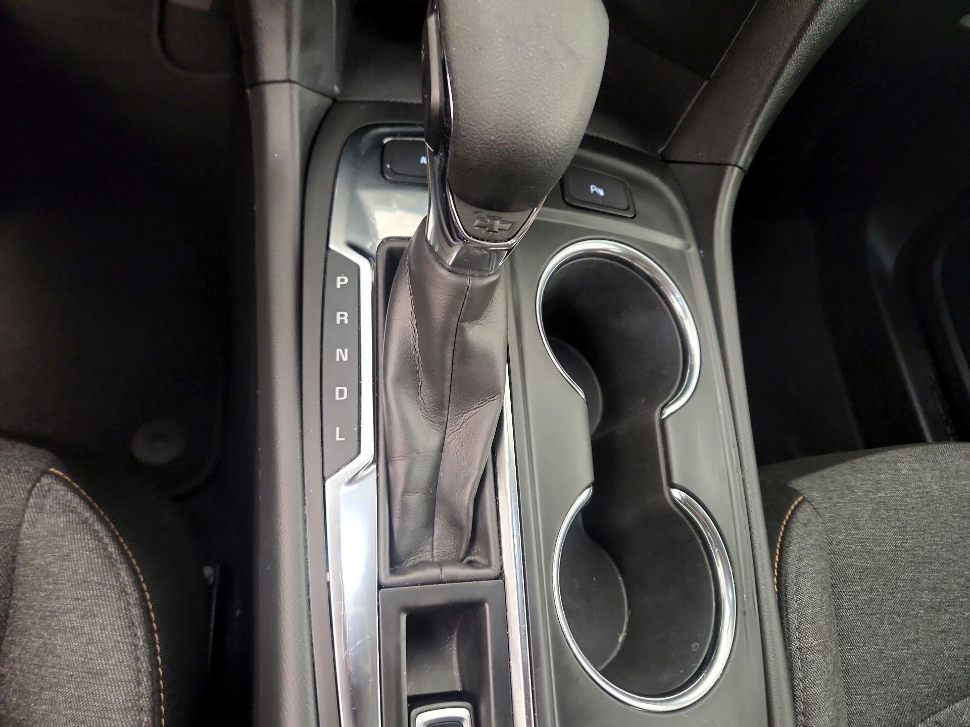 Thumbnail: 2022 Chevrolet Equinox - 15