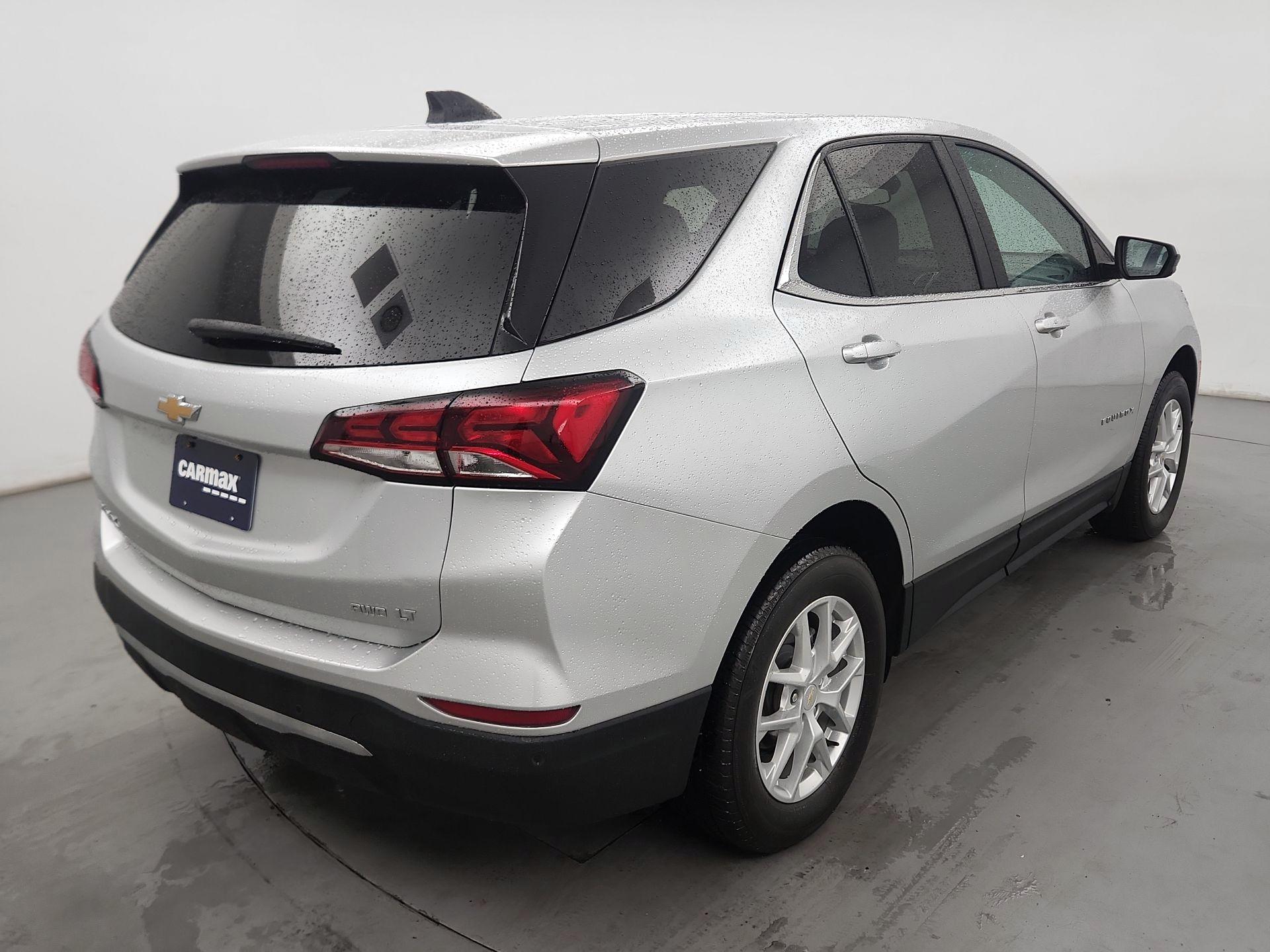 Thumbnail: 2022 Chevrolet Equinox - 5