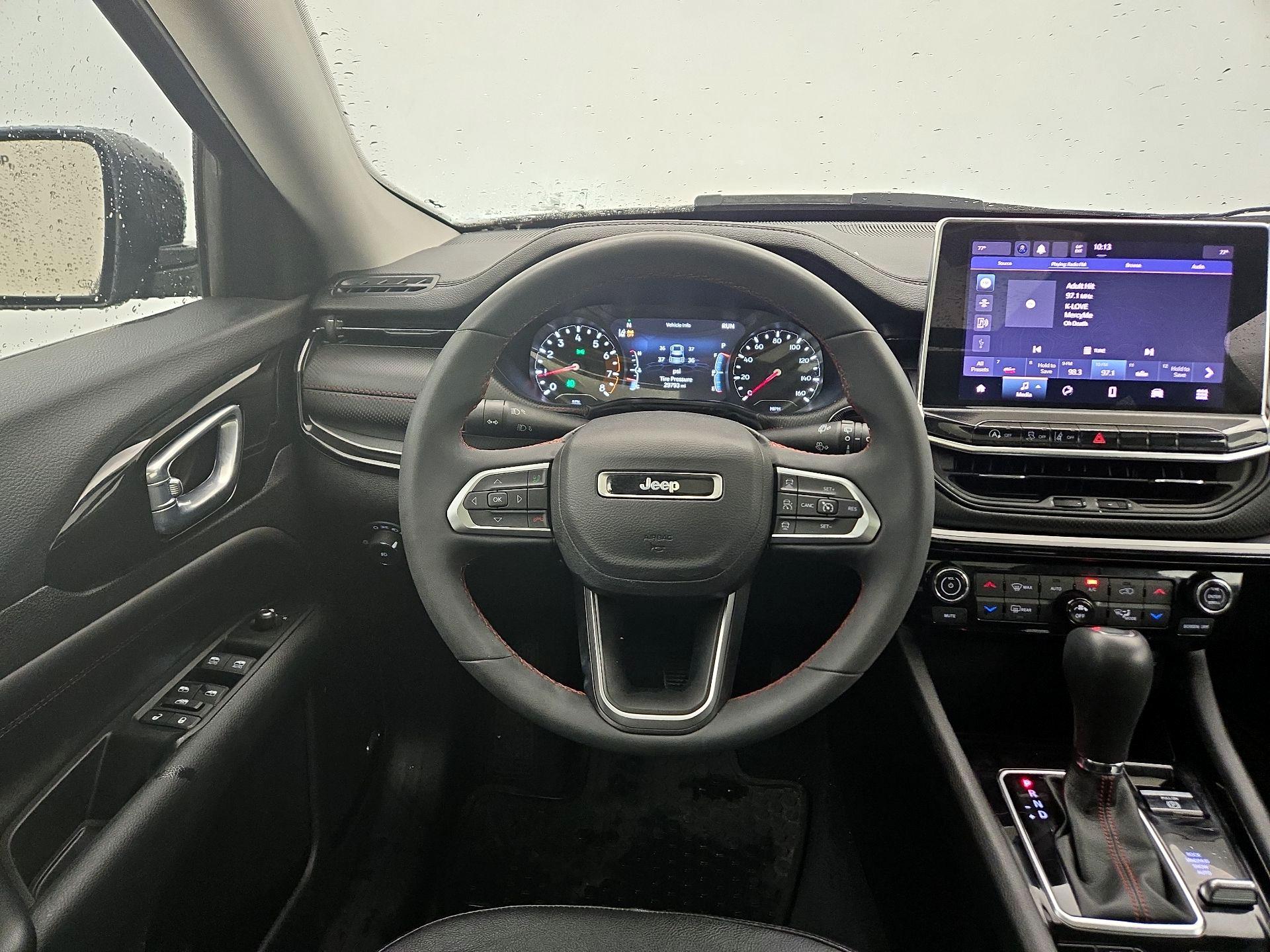 Thumbnail: 2022 Jeep Compass - 10