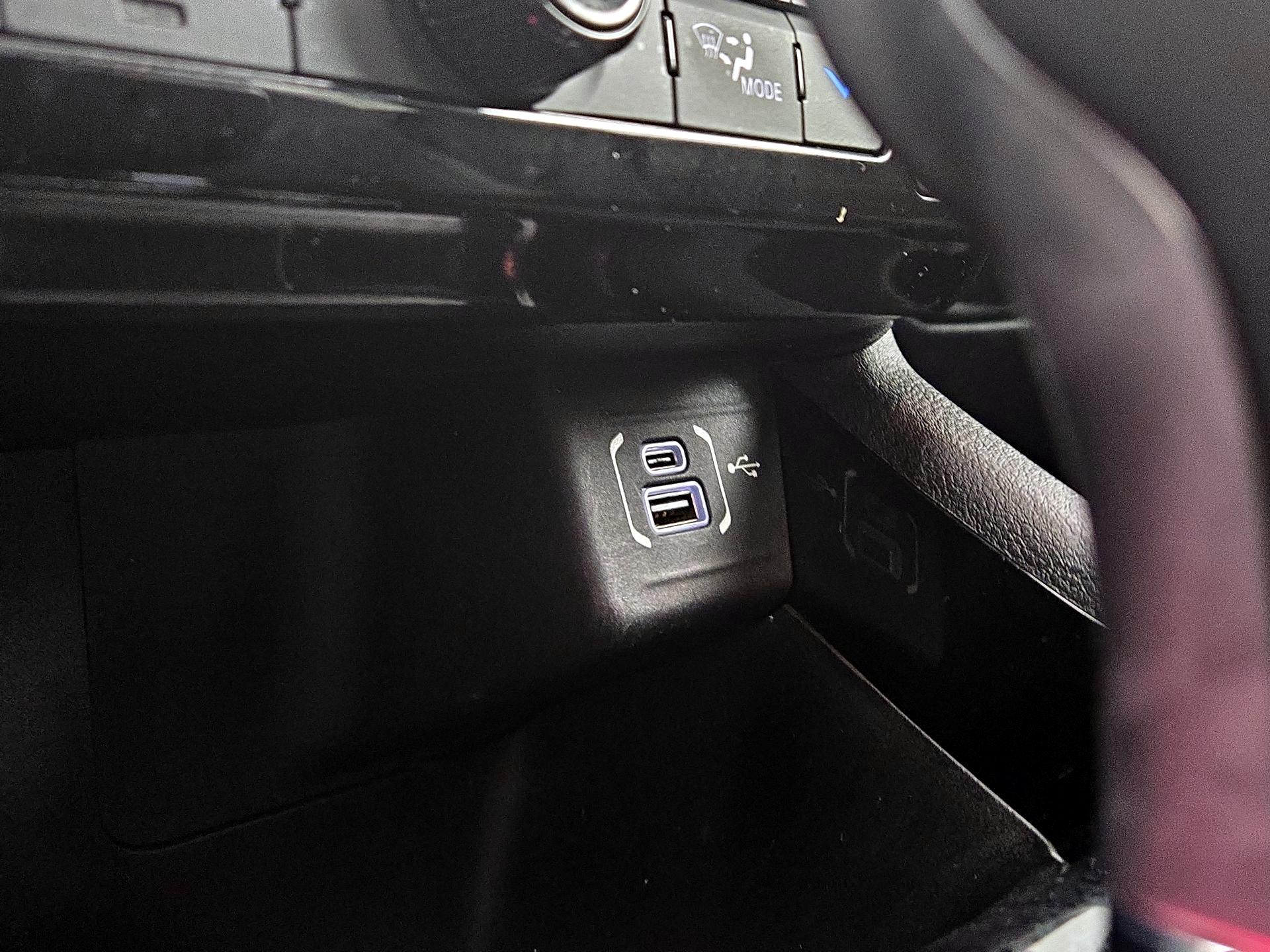 Thumbnail: 2022 Jeep Compass - 18