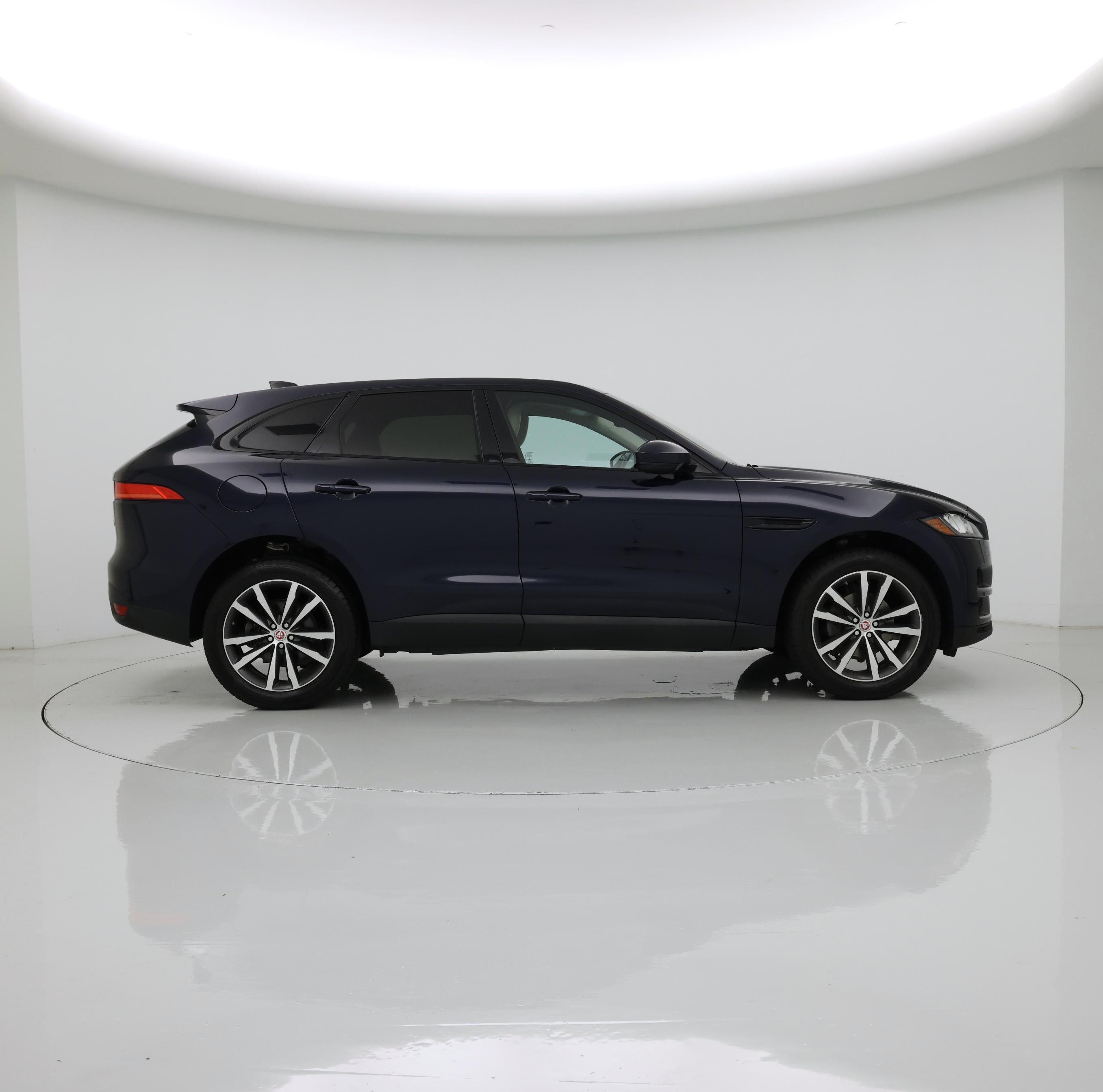 Thumbnail: 2020 Jaguar F-Pace - 7
