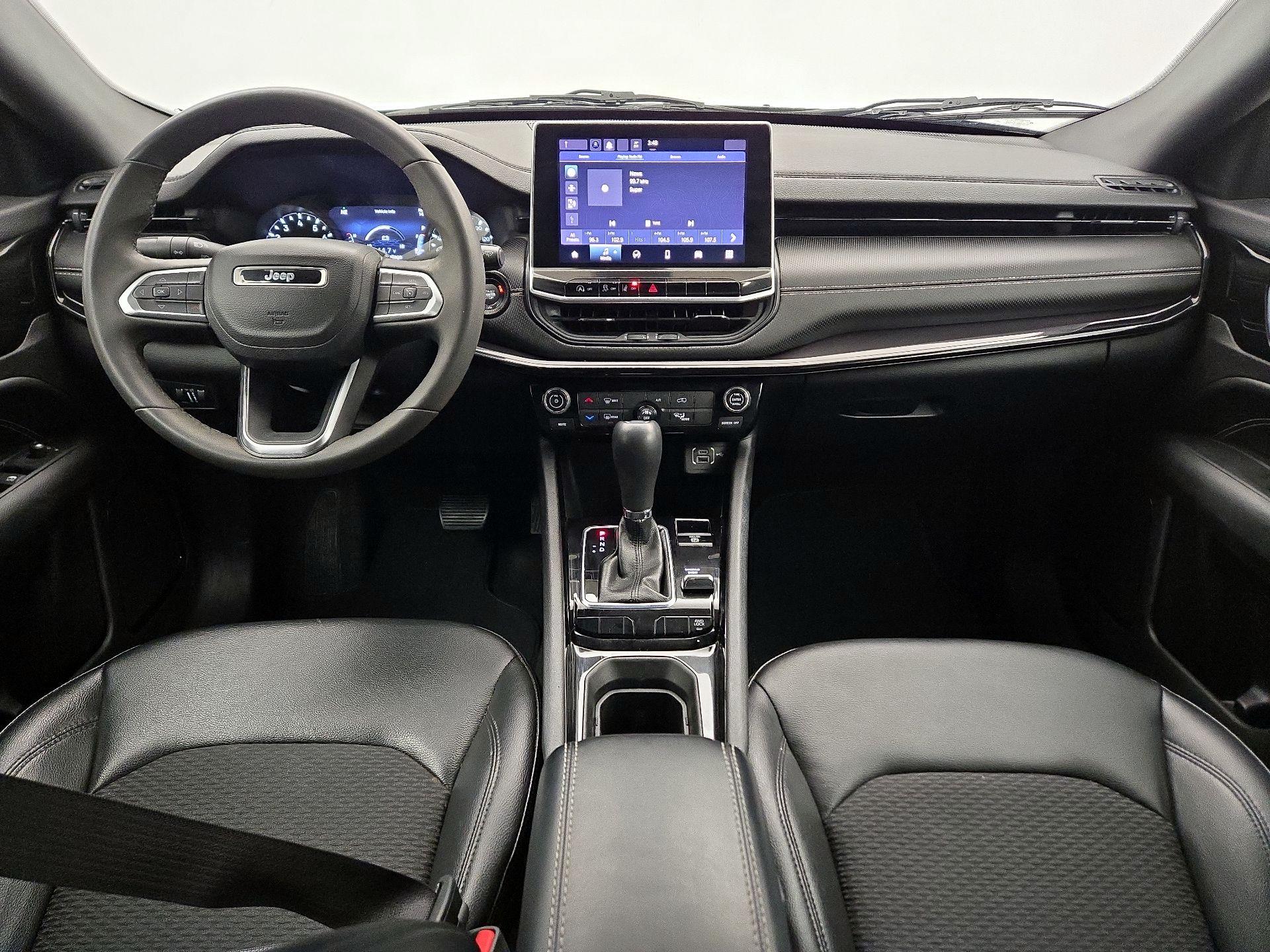 Thumbnail: 2022 Jeep Compass - 9