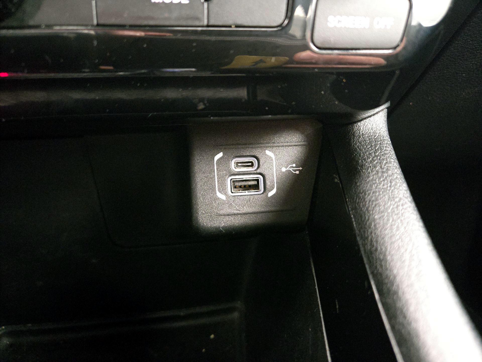 Thumbnail: 2022 Jeep Compass - 18