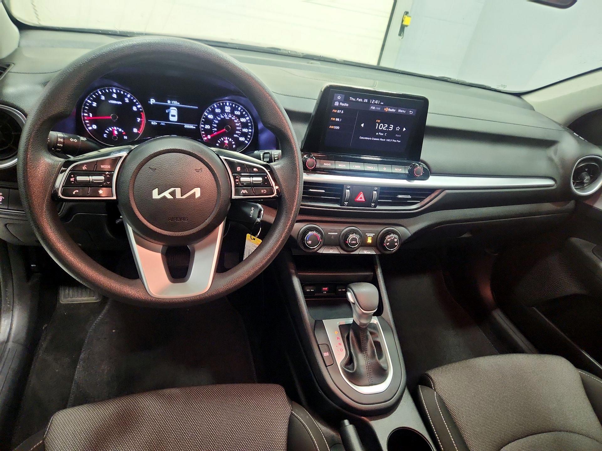 Thumbnail: 2023 Kia Forte - 9