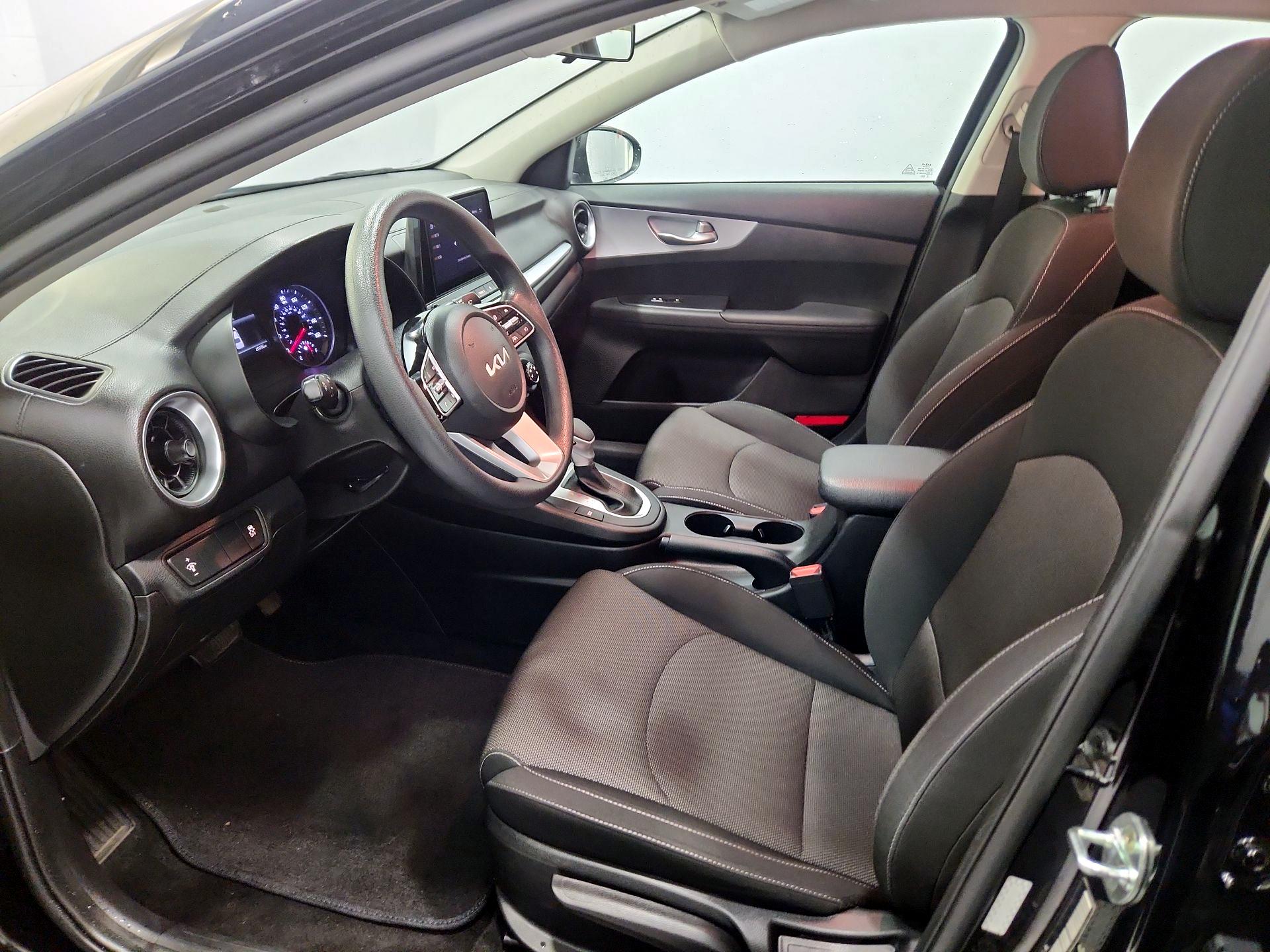 Thumbnail: 2023 Kia Forte - 11