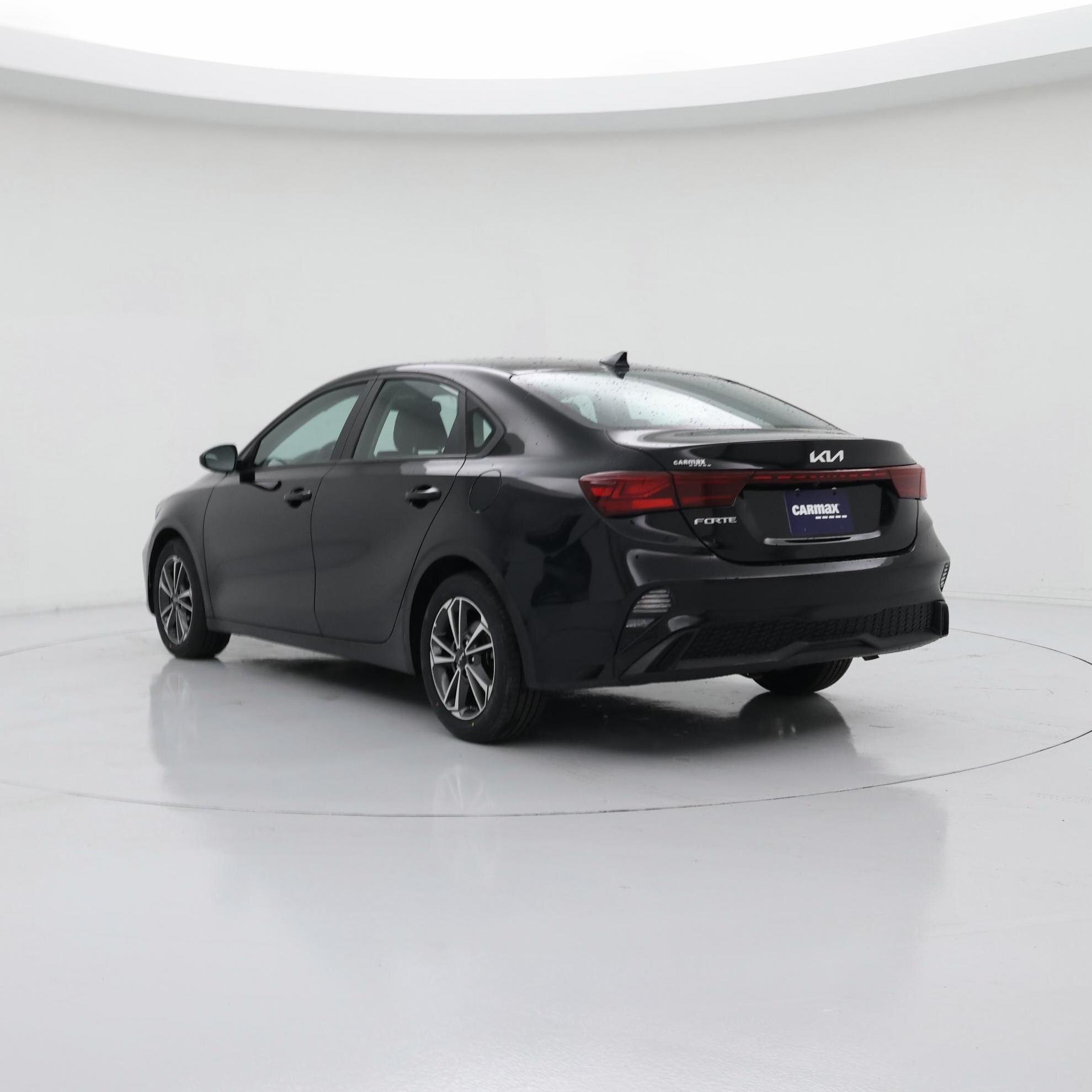 Thumbnail: 2023 Kia Forte - 2