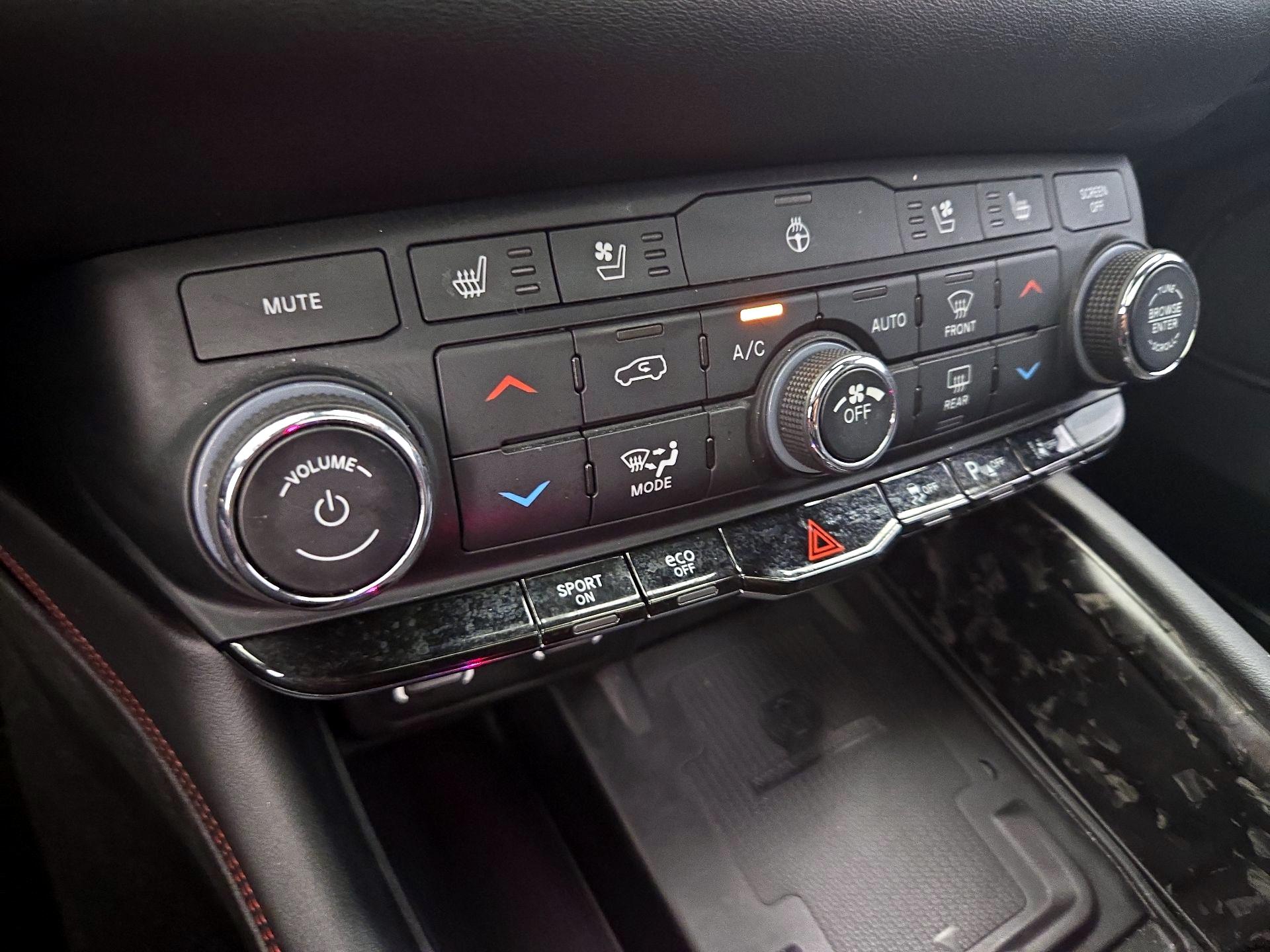 Thumbnail: 2023 Dodge Durango - 17