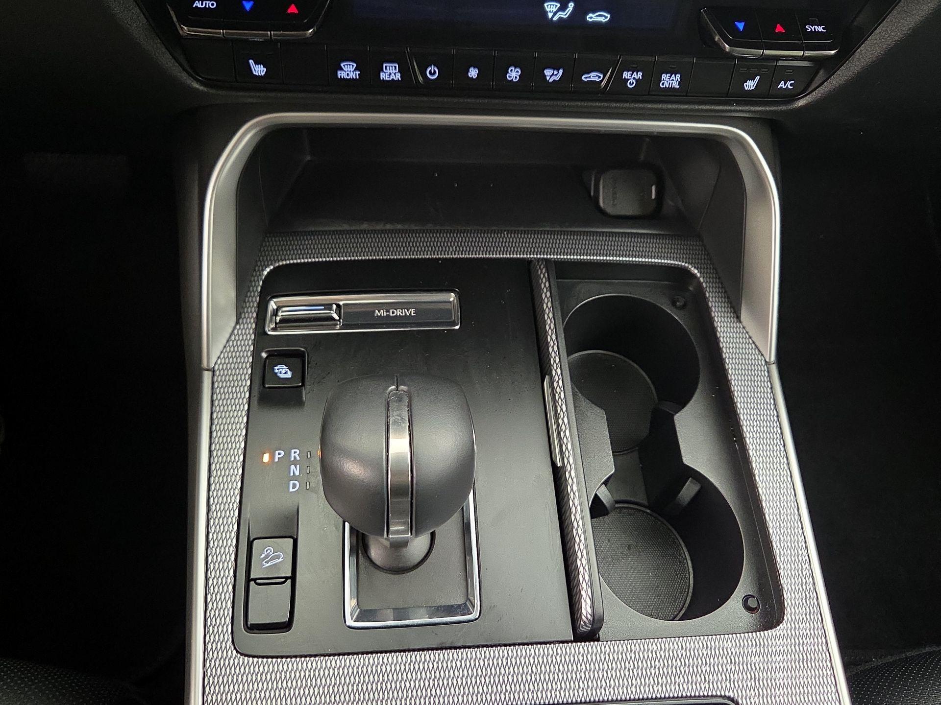 Thumbnail: 2024 Mazda CX-90 - 18