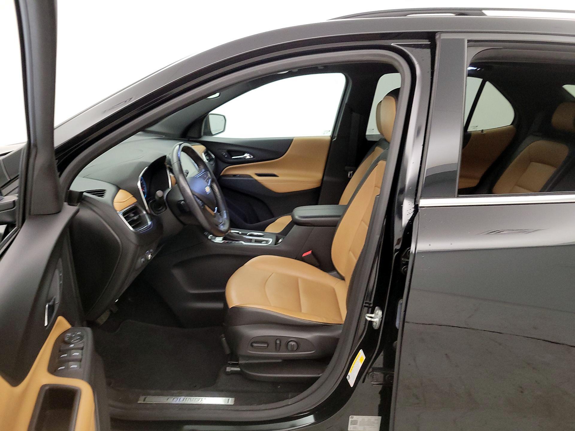 Thumbnail: 2021 Chevrolet Equinox - 11