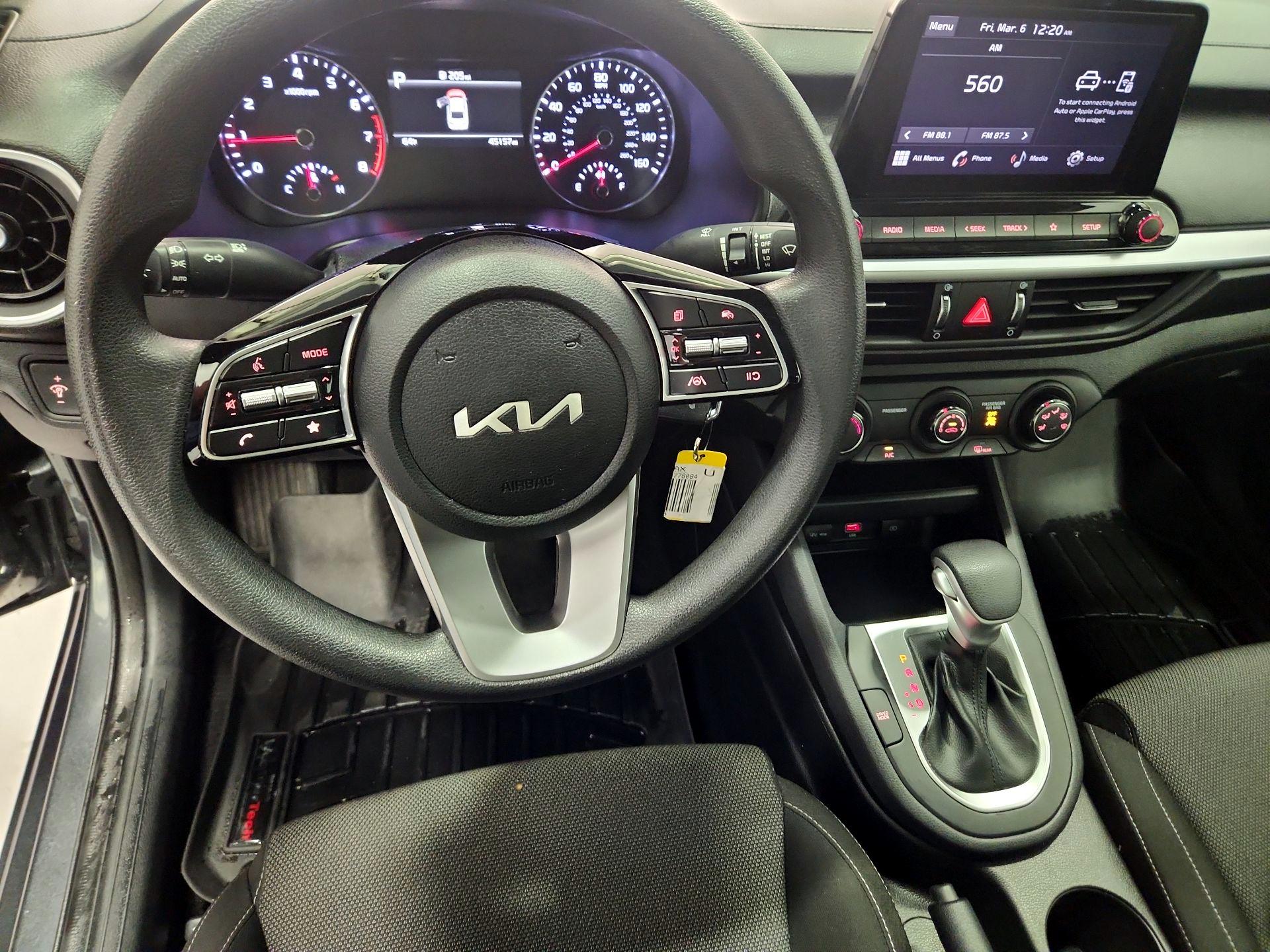 Thumbnail: 2024 Kia Forte - 9