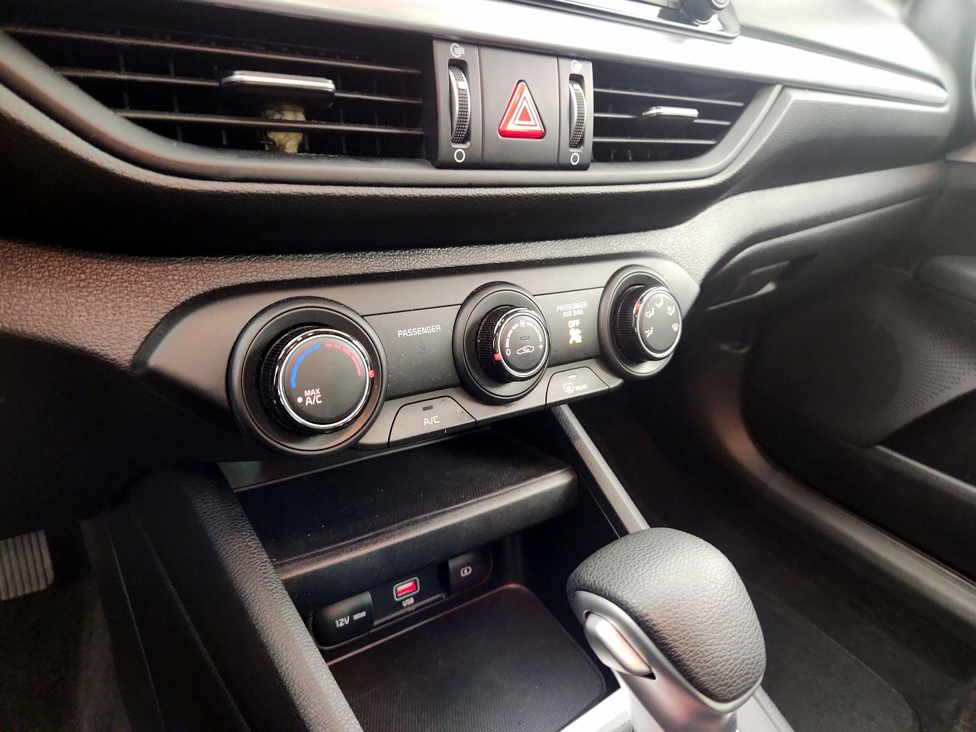 Thumbnail: 2024 Kia Forte - 16