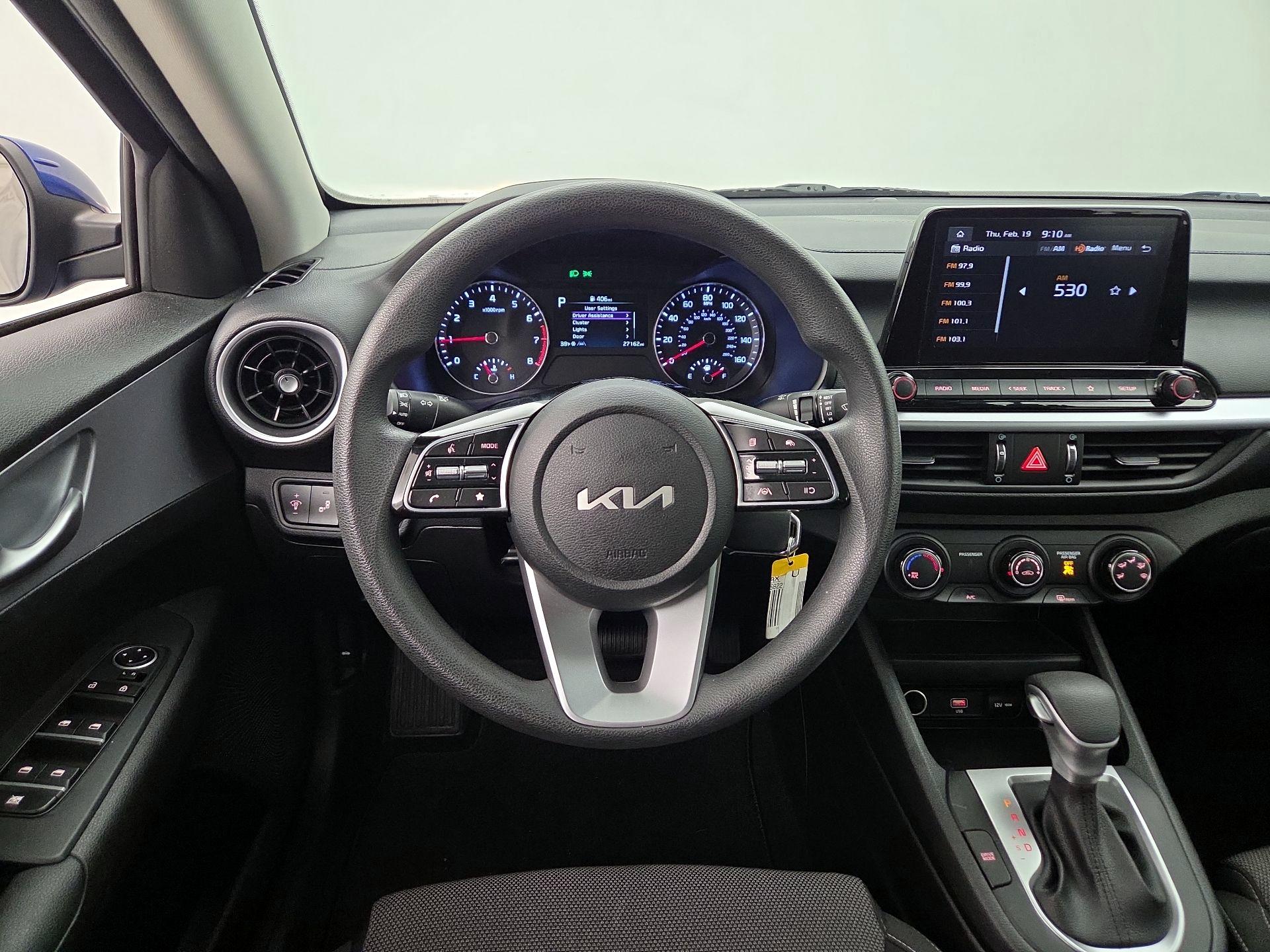 Thumbnail: 2023 Kia Forte - 10