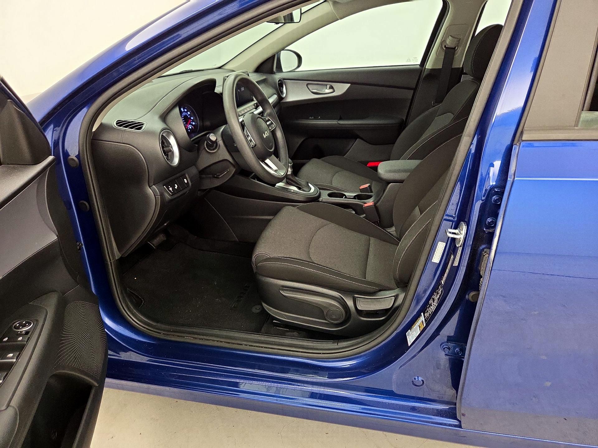 Thumbnail: 2023 Kia Forte - 11