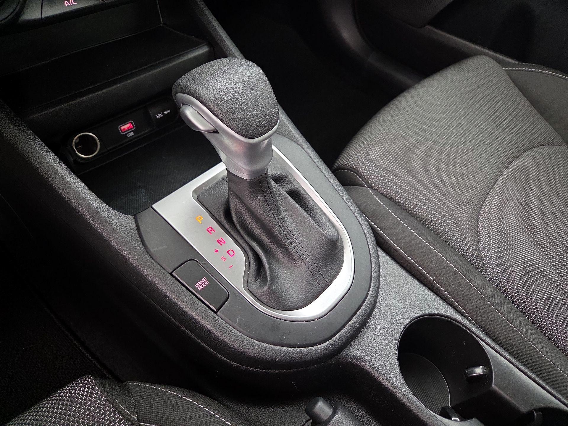 Thumbnail: 2023 Kia Forte - 17