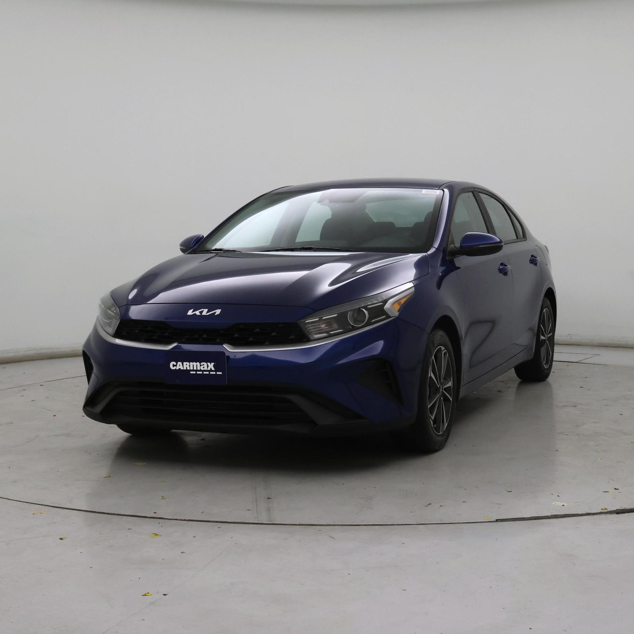 Thumbnail: 2023 Kia Forte - 4