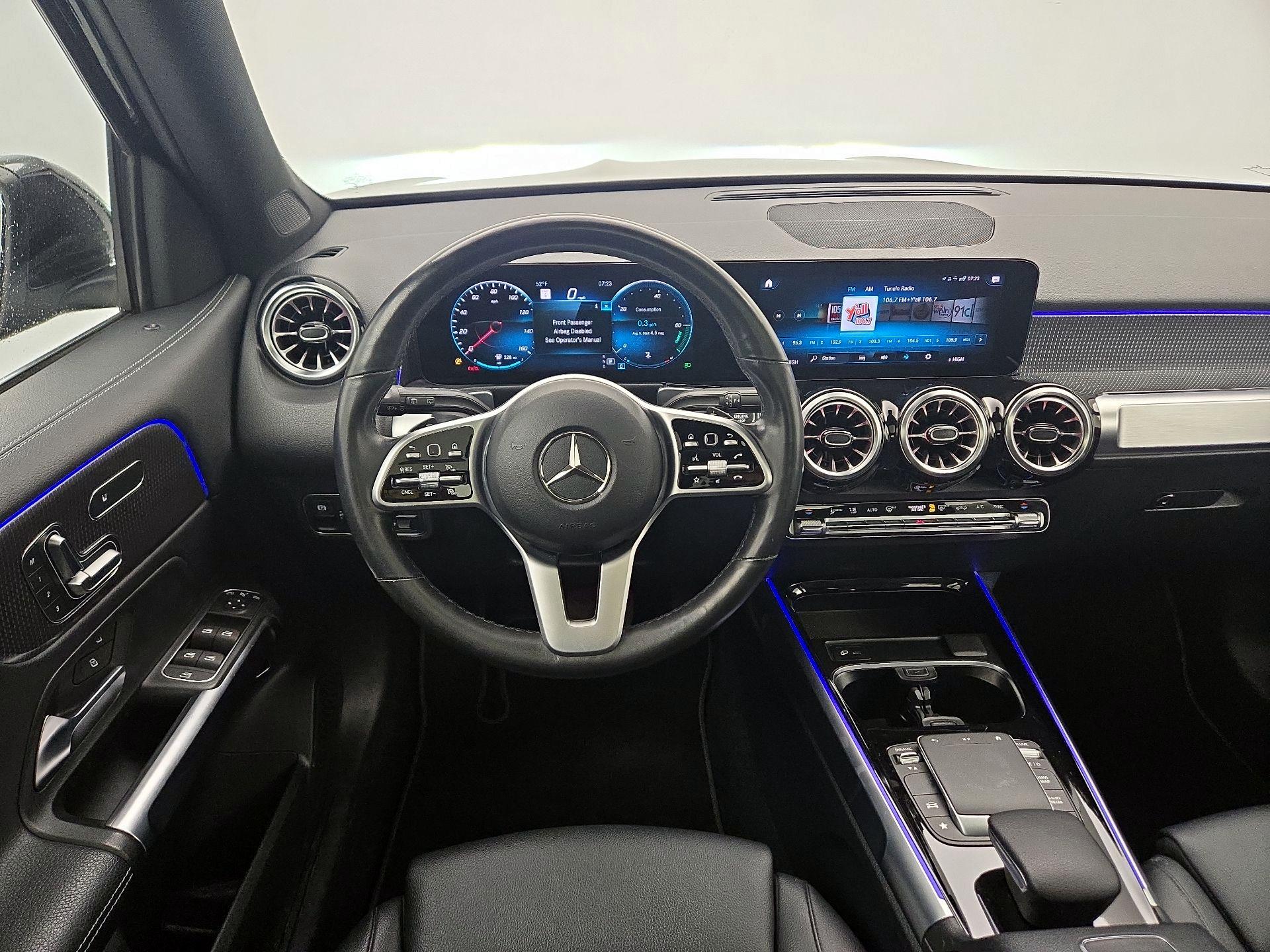 Thumbnail: 2022 Mercedes-Benz GLB - 10
