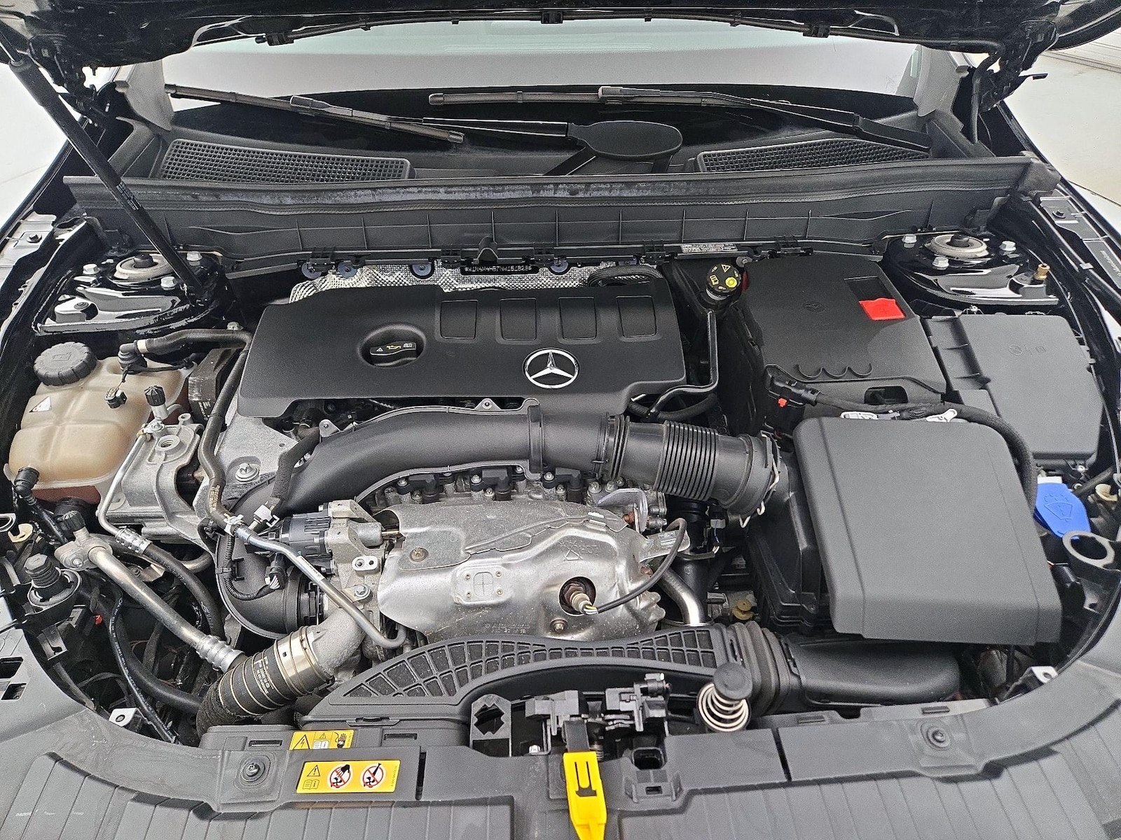 2022 Mercedes-Benz GLB Base - Photo 23