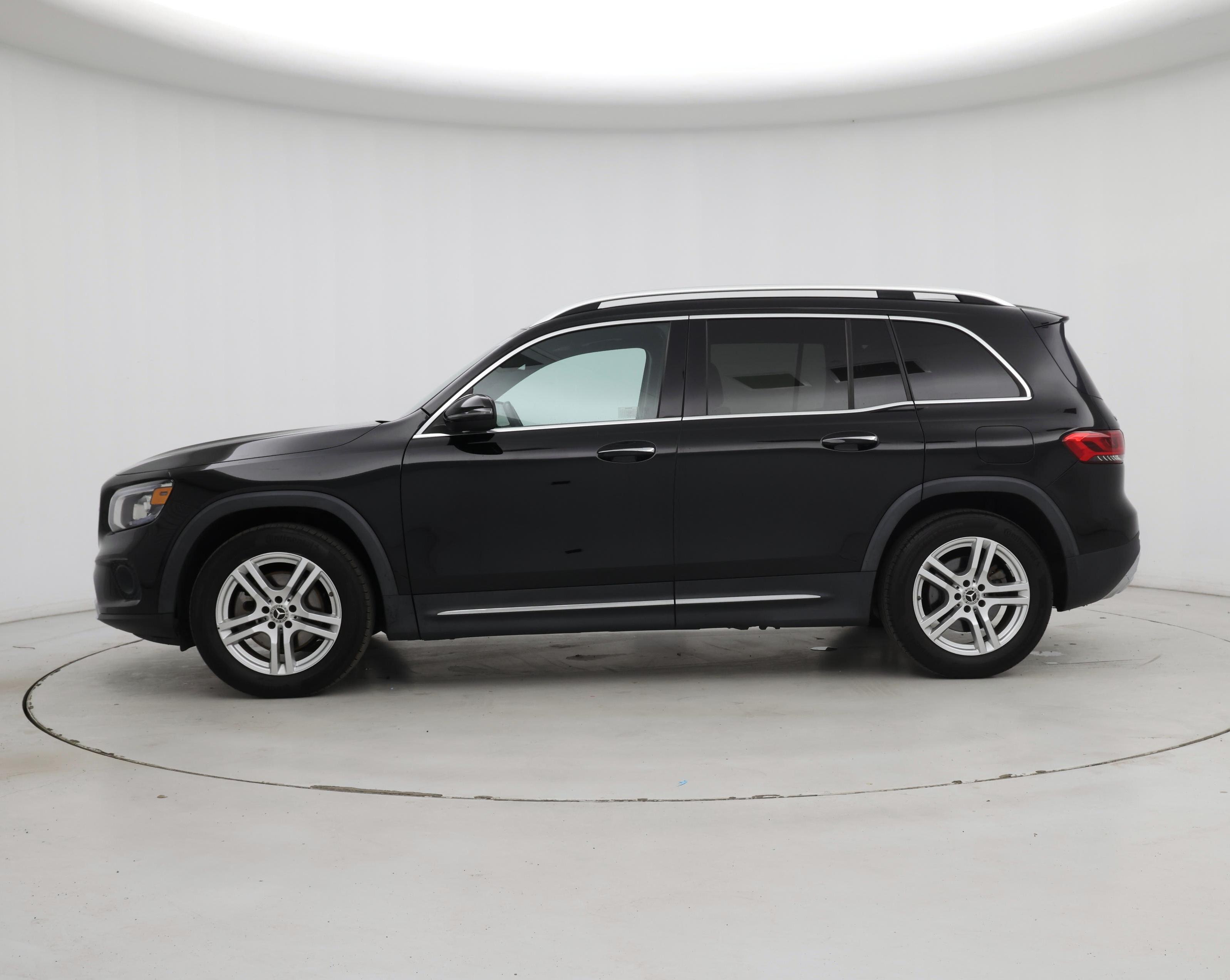 Thumbnail: 2022 Mercedes-Benz GLB - 3