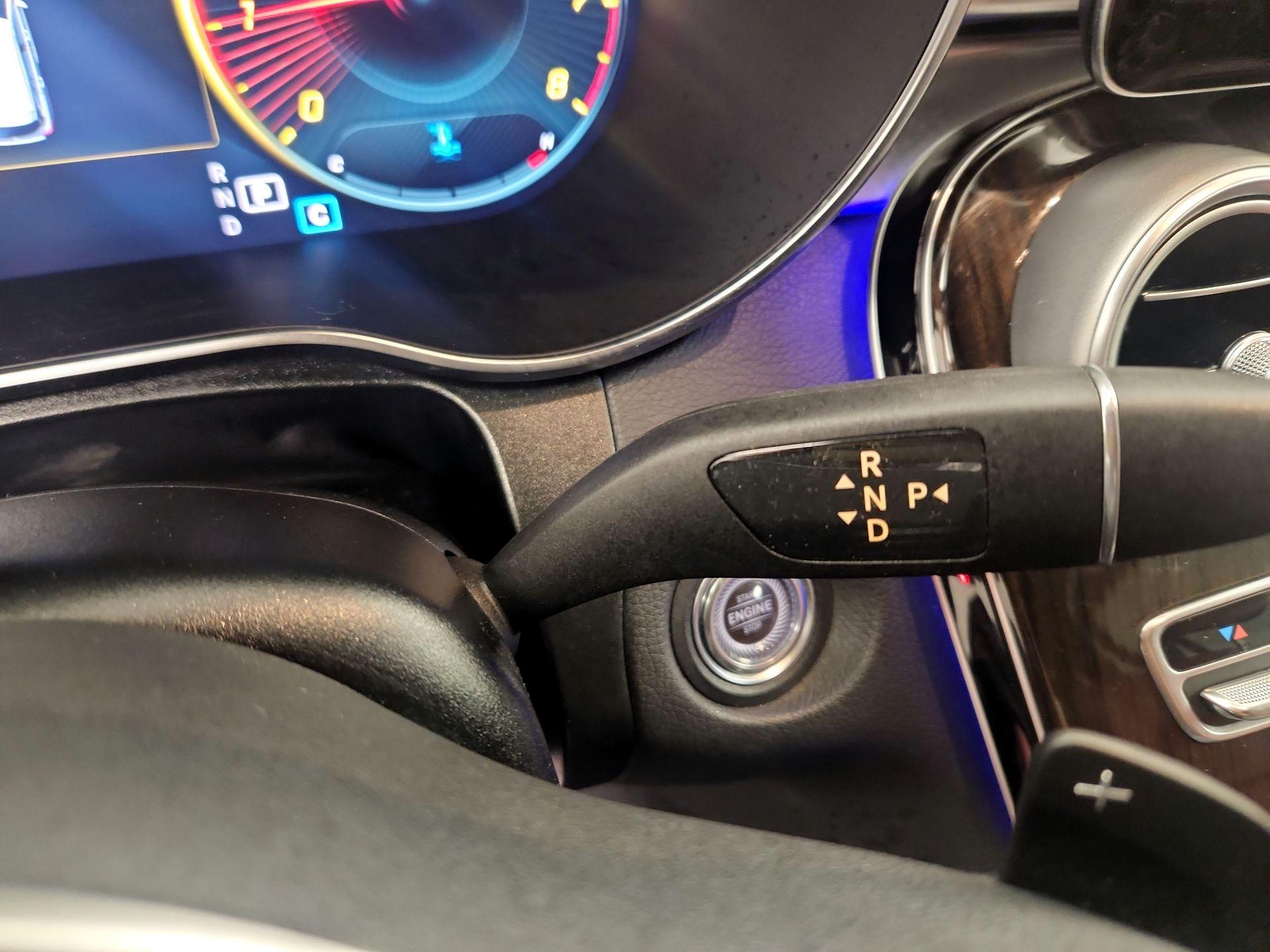 Thumbnail: 2022 Mercedes-Benz GLC - 15