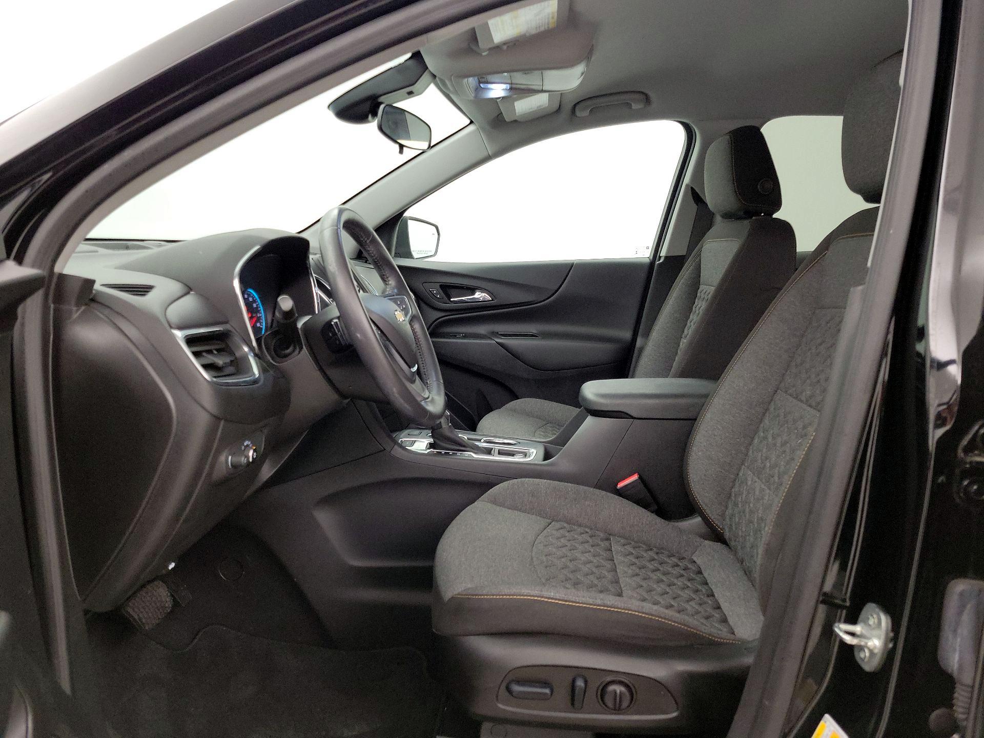 Thumbnail: 2022 Chevrolet Equinox - 11