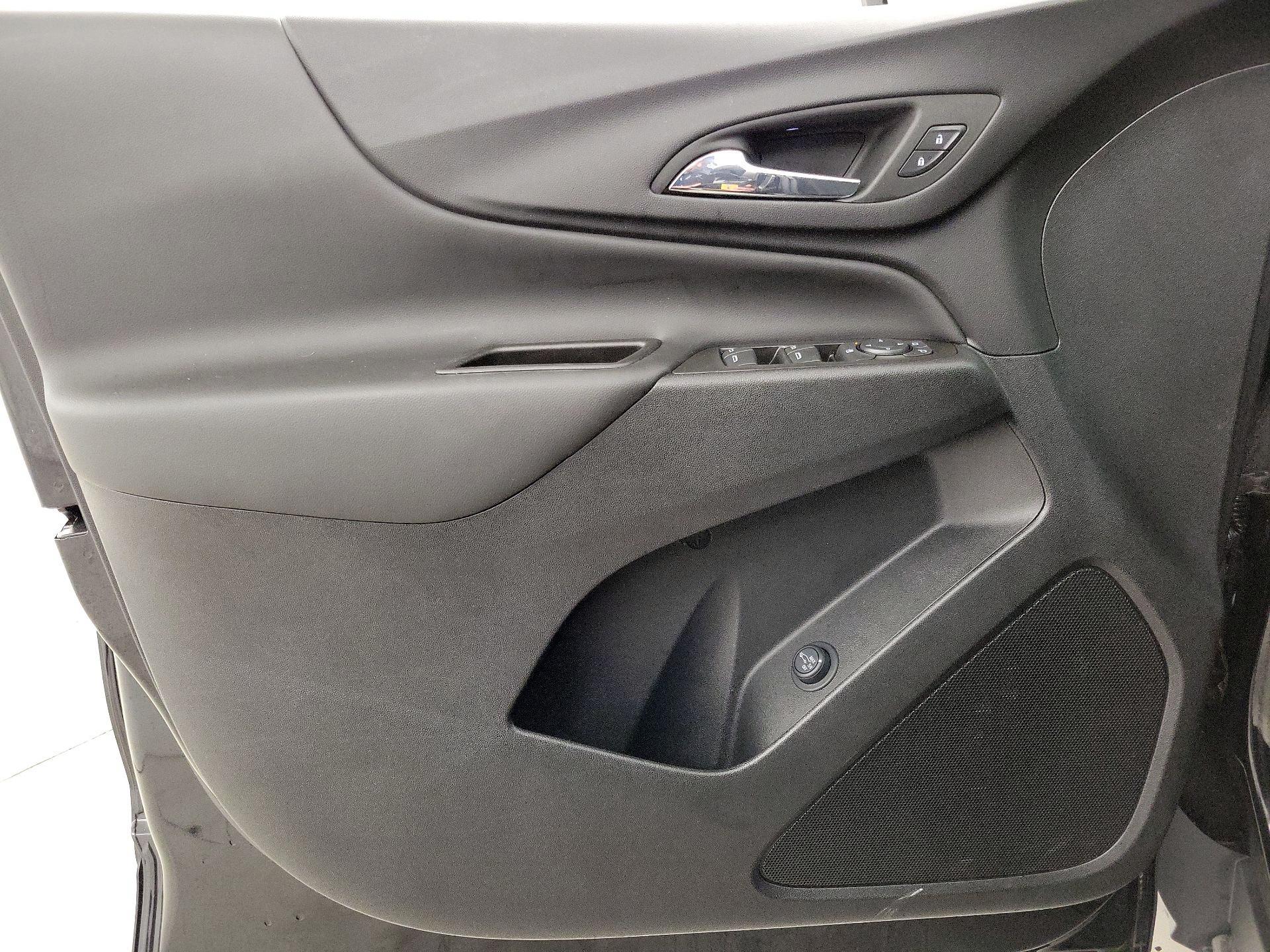 Thumbnail: 2022 Chevrolet Equinox - 12