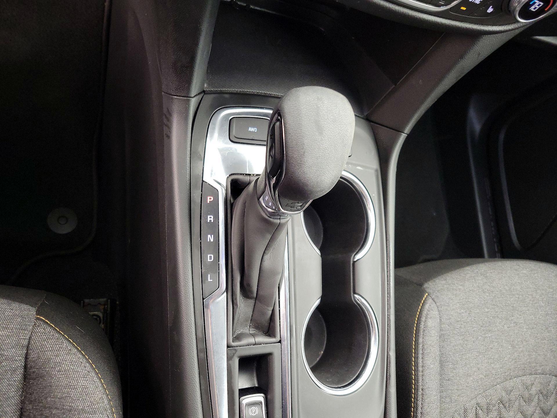 Thumbnail: 2022 Chevrolet Equinox - 17