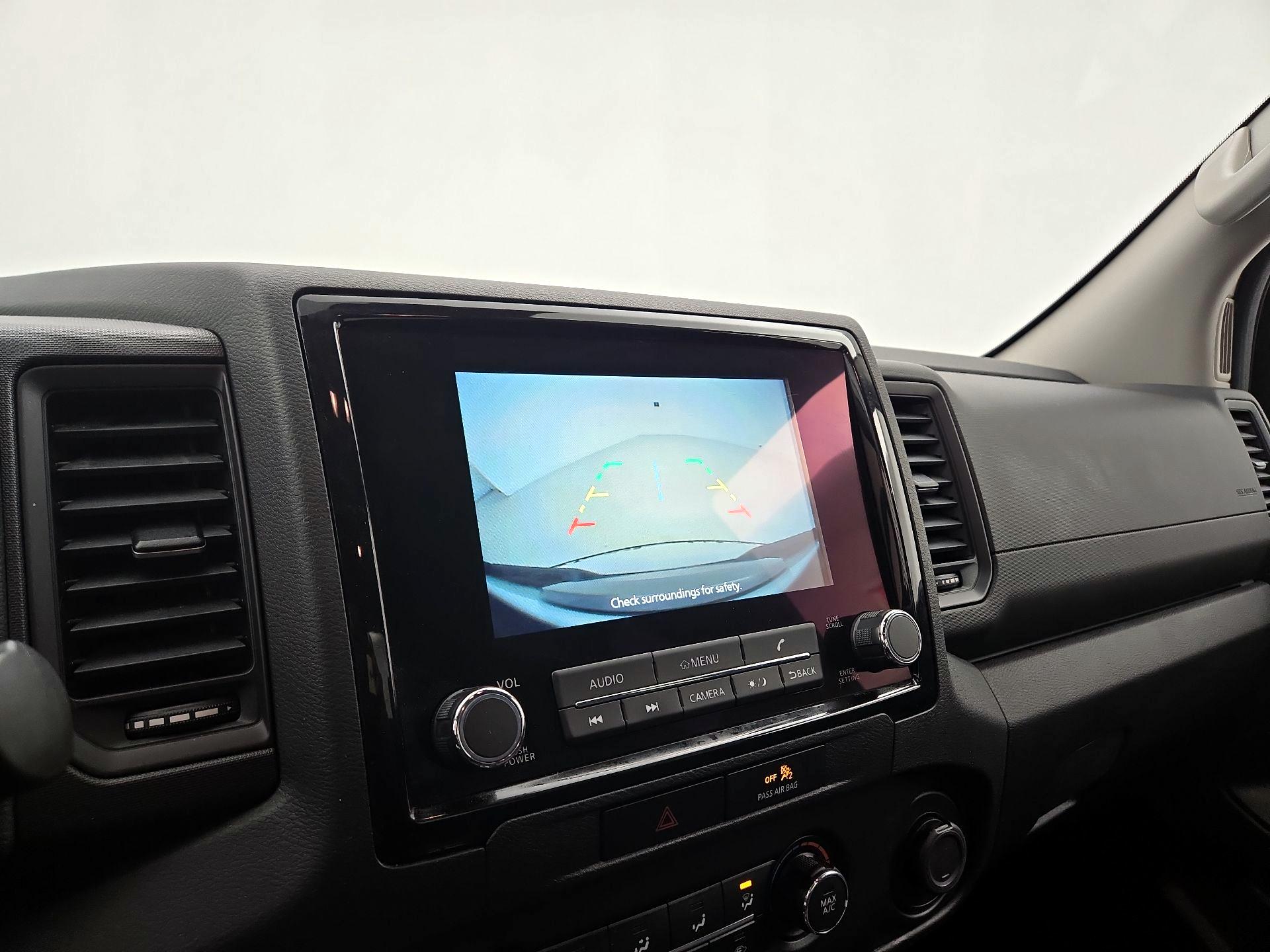 Thumbnail: 2022 Nissan Frontier - 14