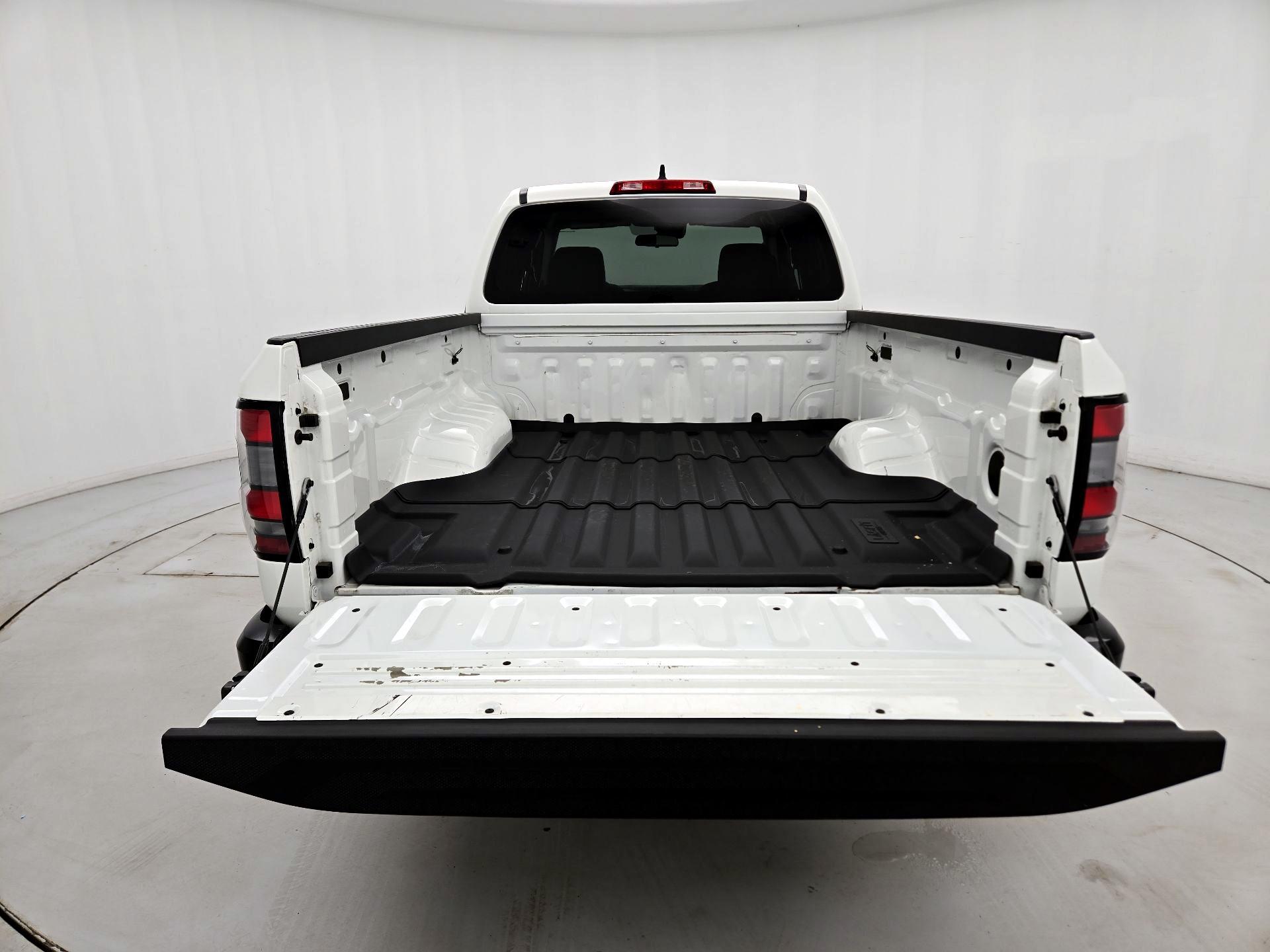 Thumbnail: 2022 Nissan Frontier - 20