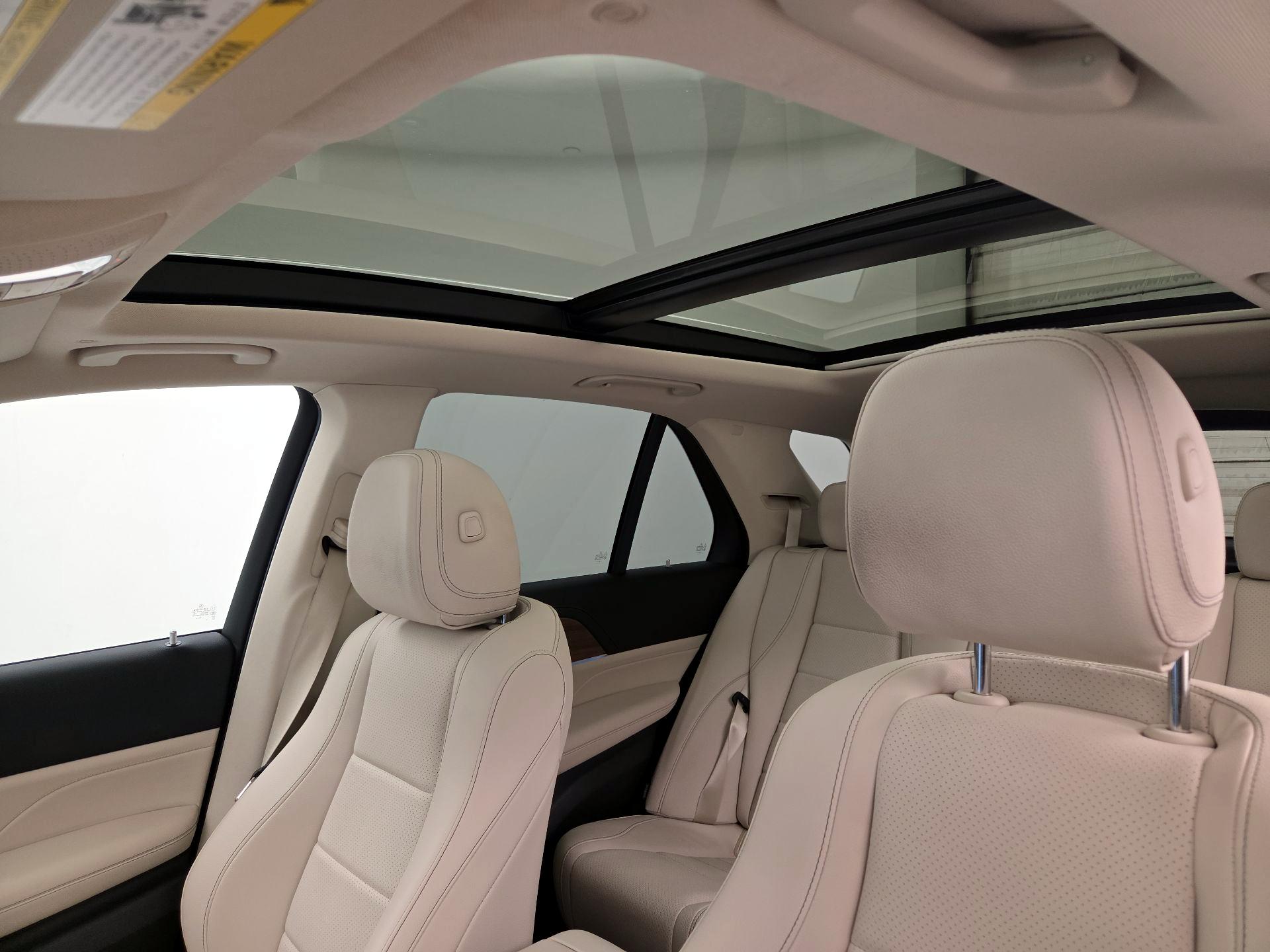 Thumbnail: 2023 Mercedes-Benz GLE - 20