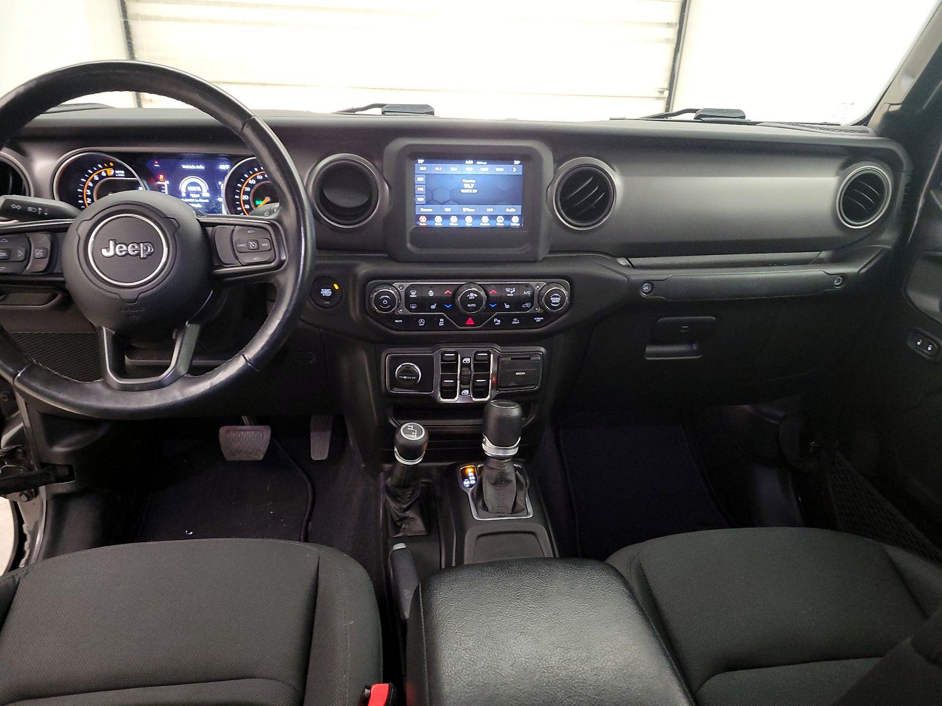 Thumbnail: 2021 Jeep Gladiator - 9