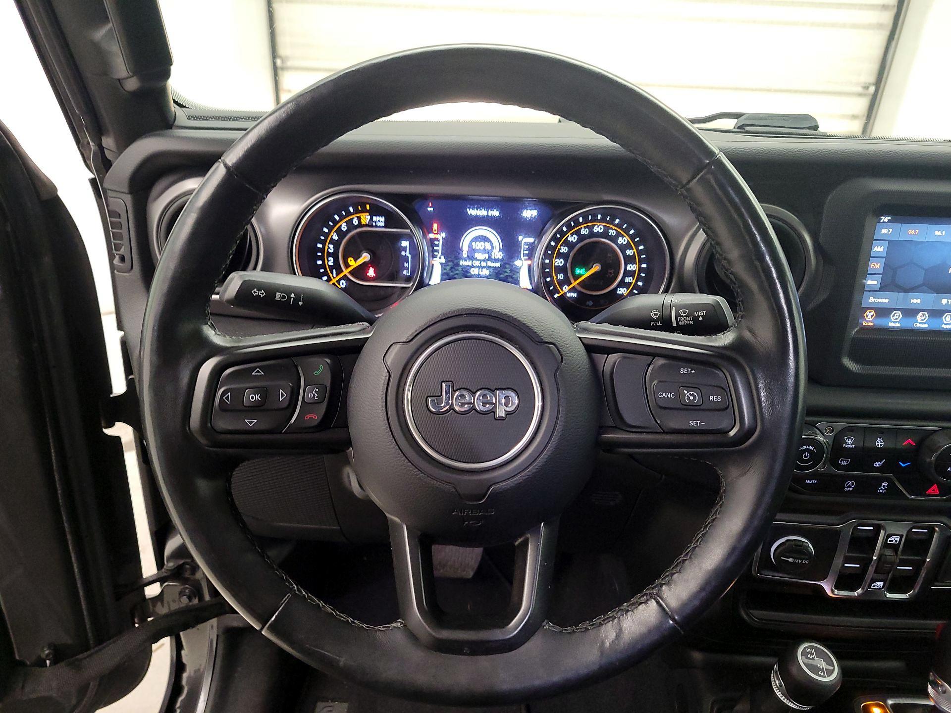 Thumbnail: 2021 Jeep Gladiator - 10