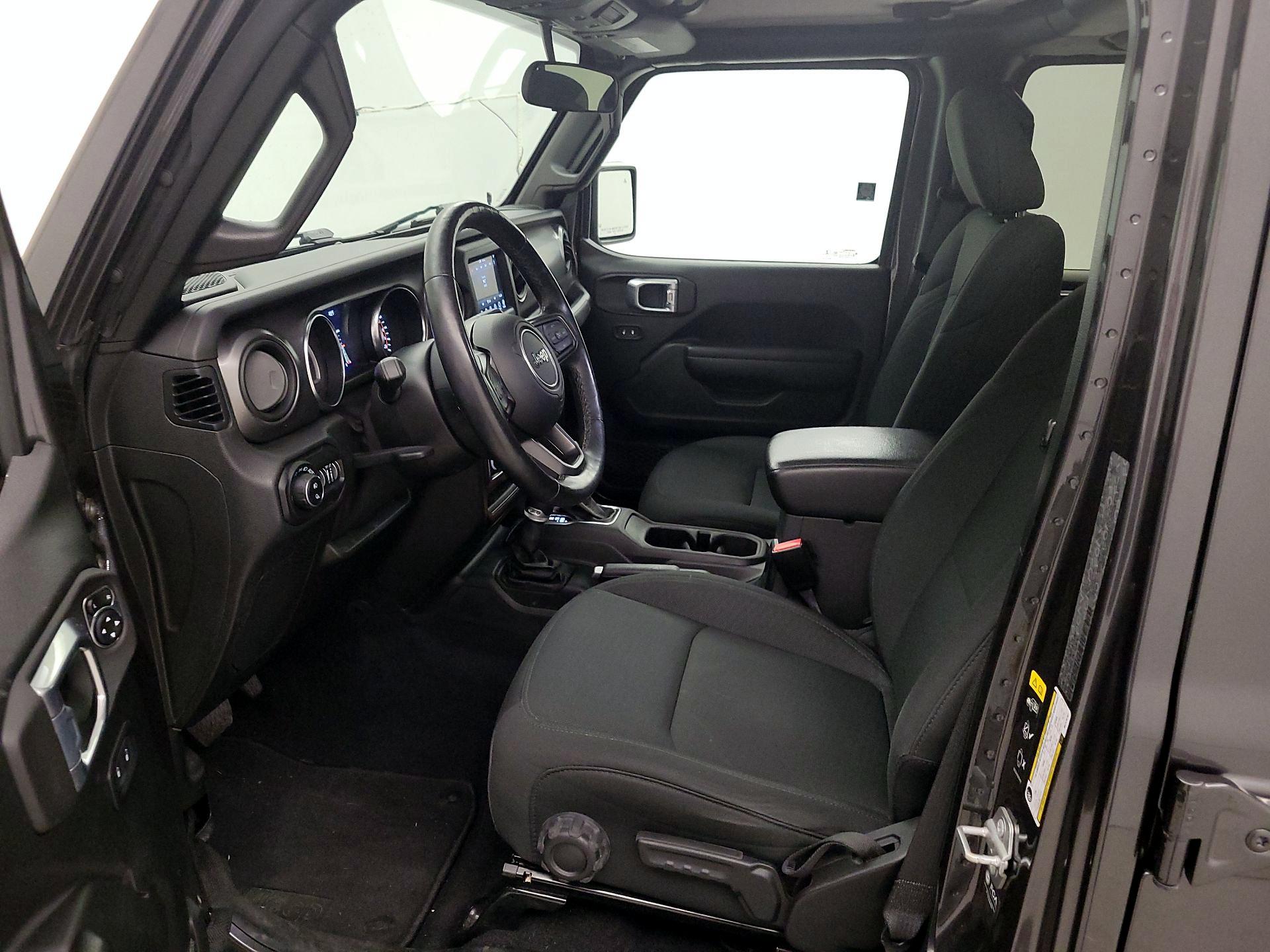 Thumbnail: 2021 Jeep Gladiator - 11