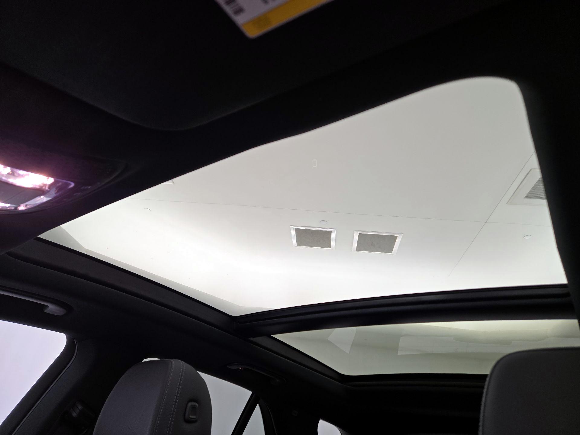 Thumbnail: 2022 Mercedes-Benz GLE - 19