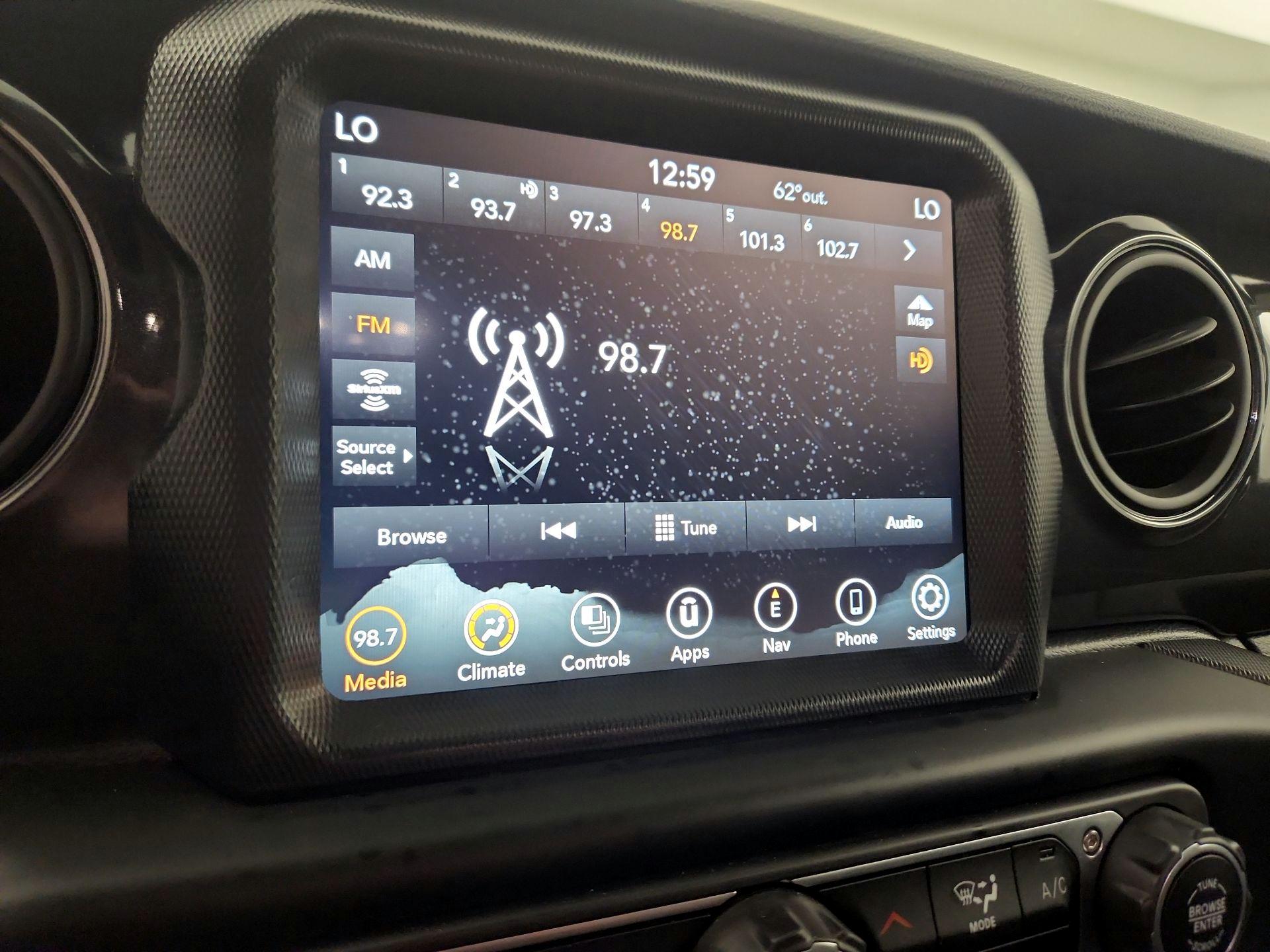 Thumbnail: 2022 Jeep Gladiator - 14