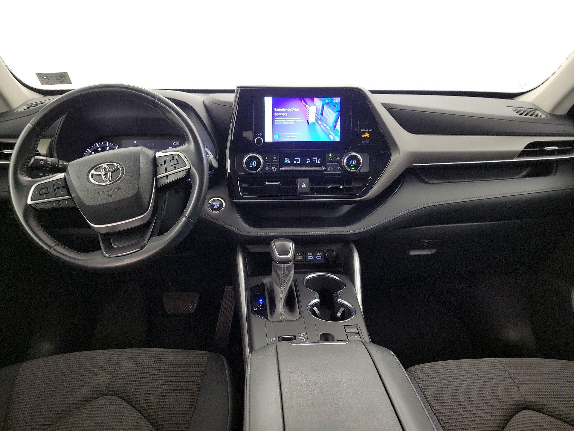 Thumbnail: 2023 Toyota Highlander - 9