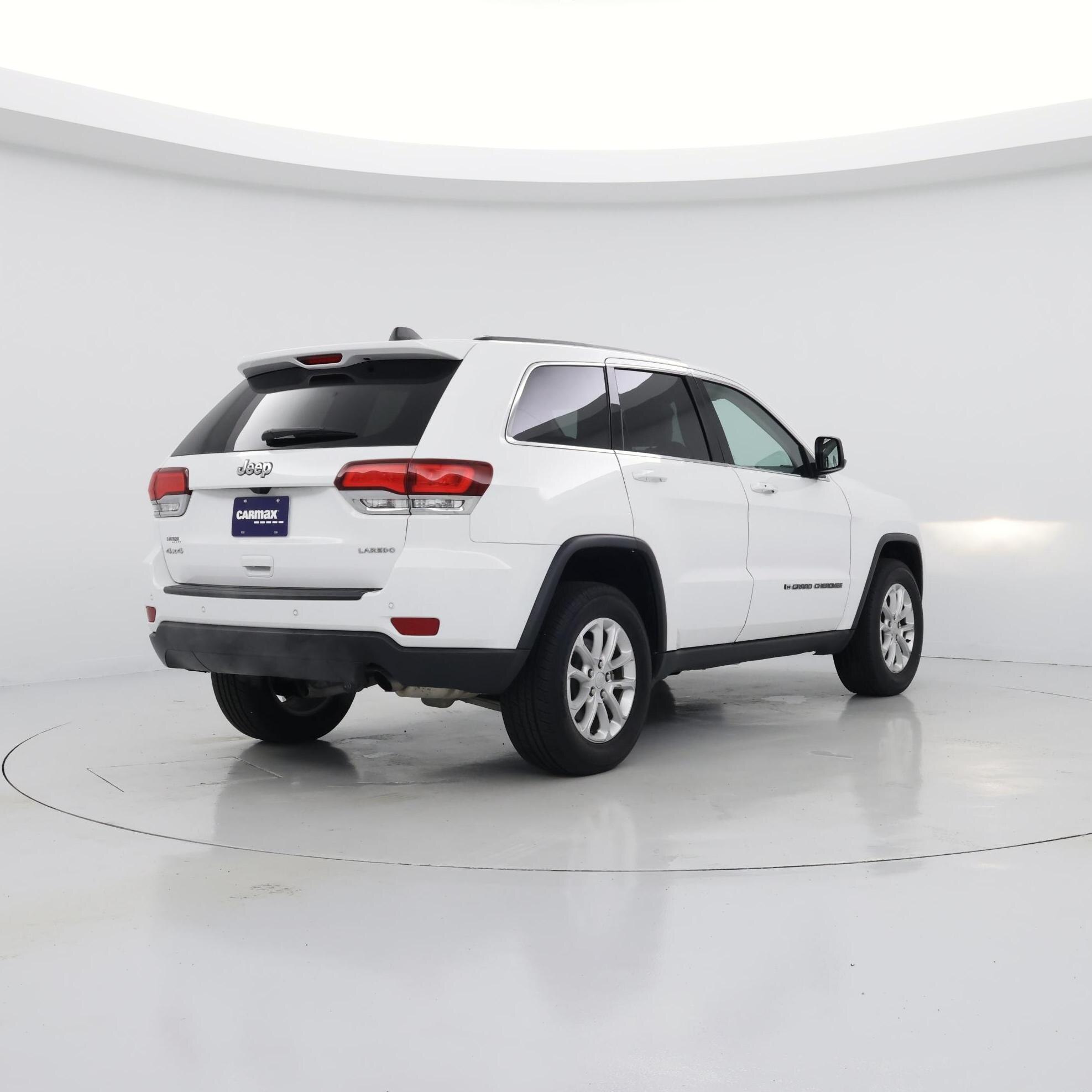 Thumbnail: 2022 Jeep Grand Cherokee - 8