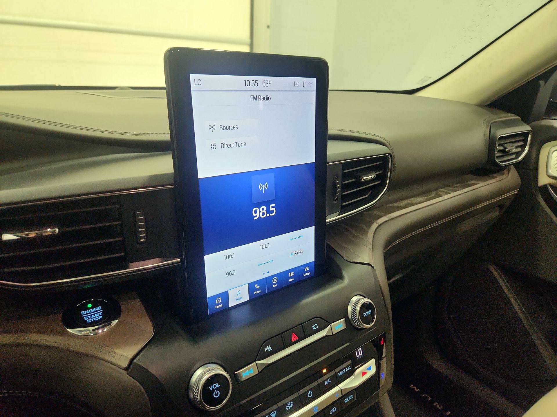 Thumbnail: 2020 Ford Explorer - 16