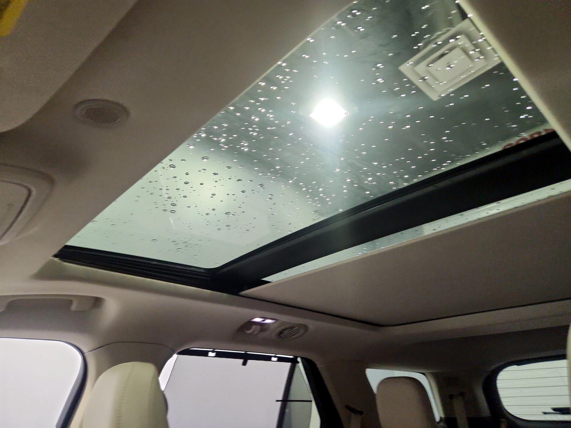 Thumbnail: 2020 Ford Explorer - 20