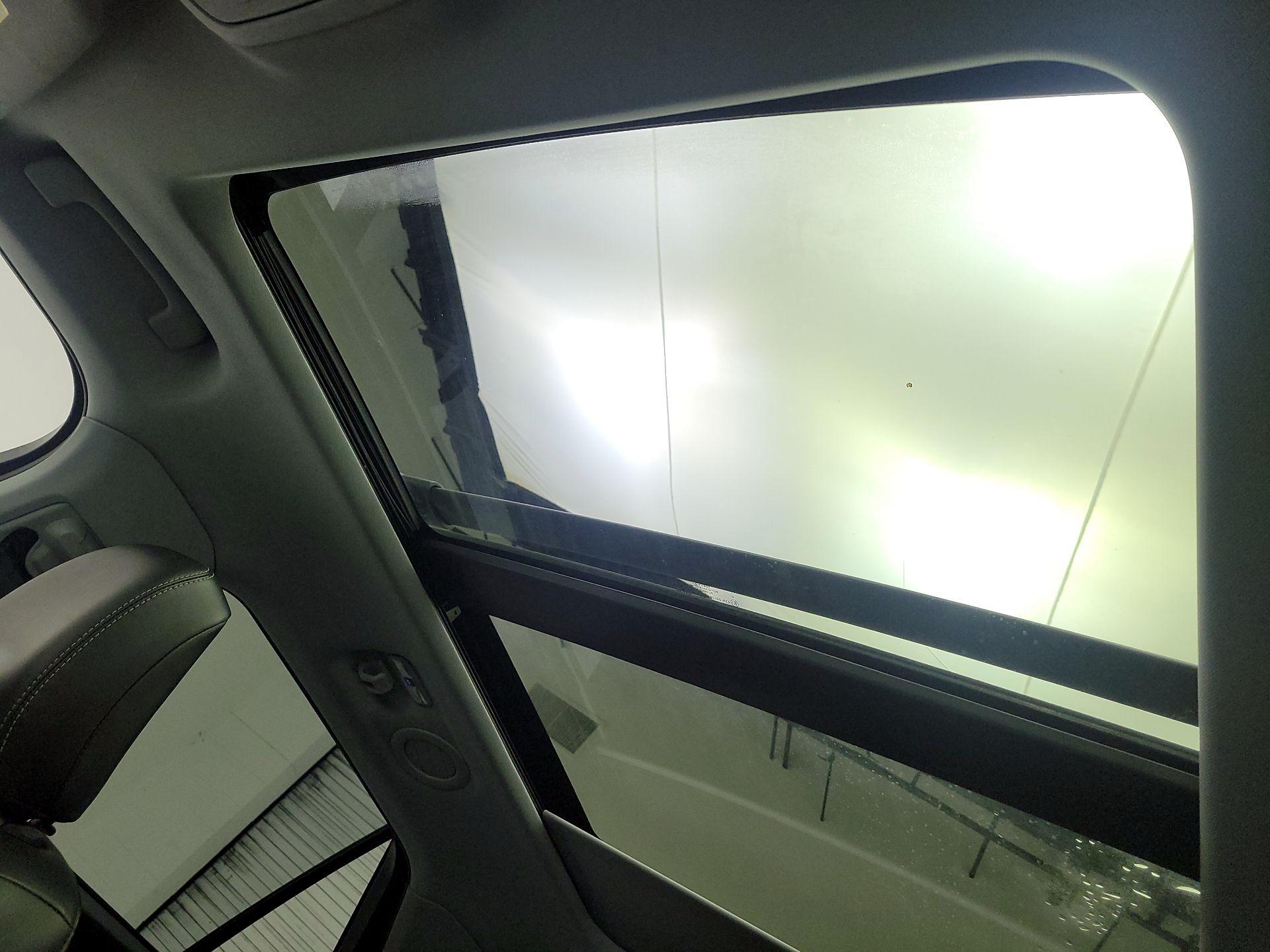 Thumbnail: 2021 Ford Explorer - 18