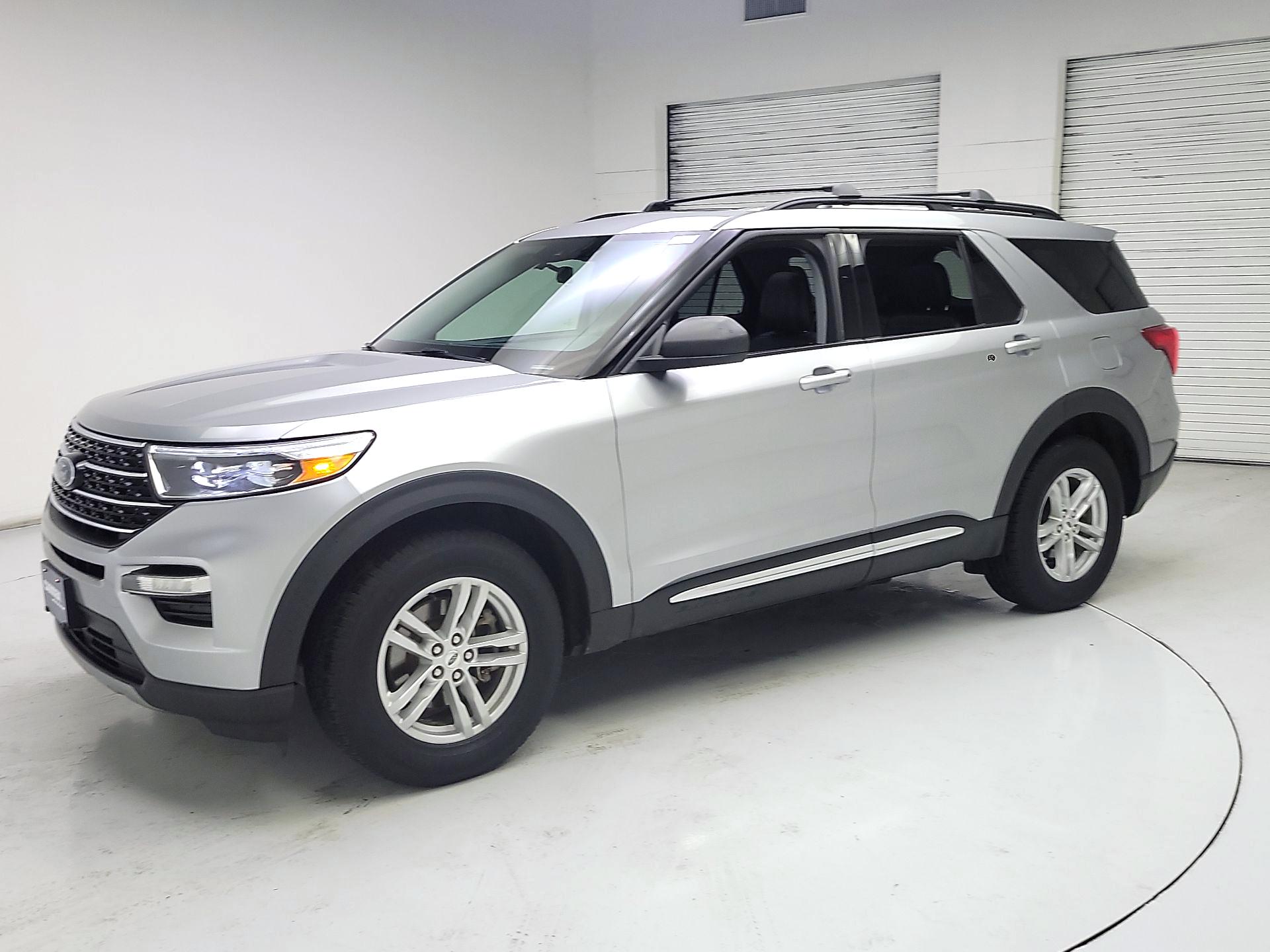 Thumbnail: 2021 Ford Explorer - 3