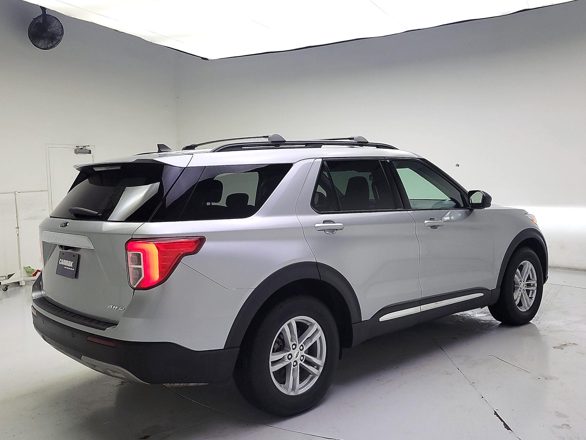 Thumbnail: 2021 Ford Explorer - 5